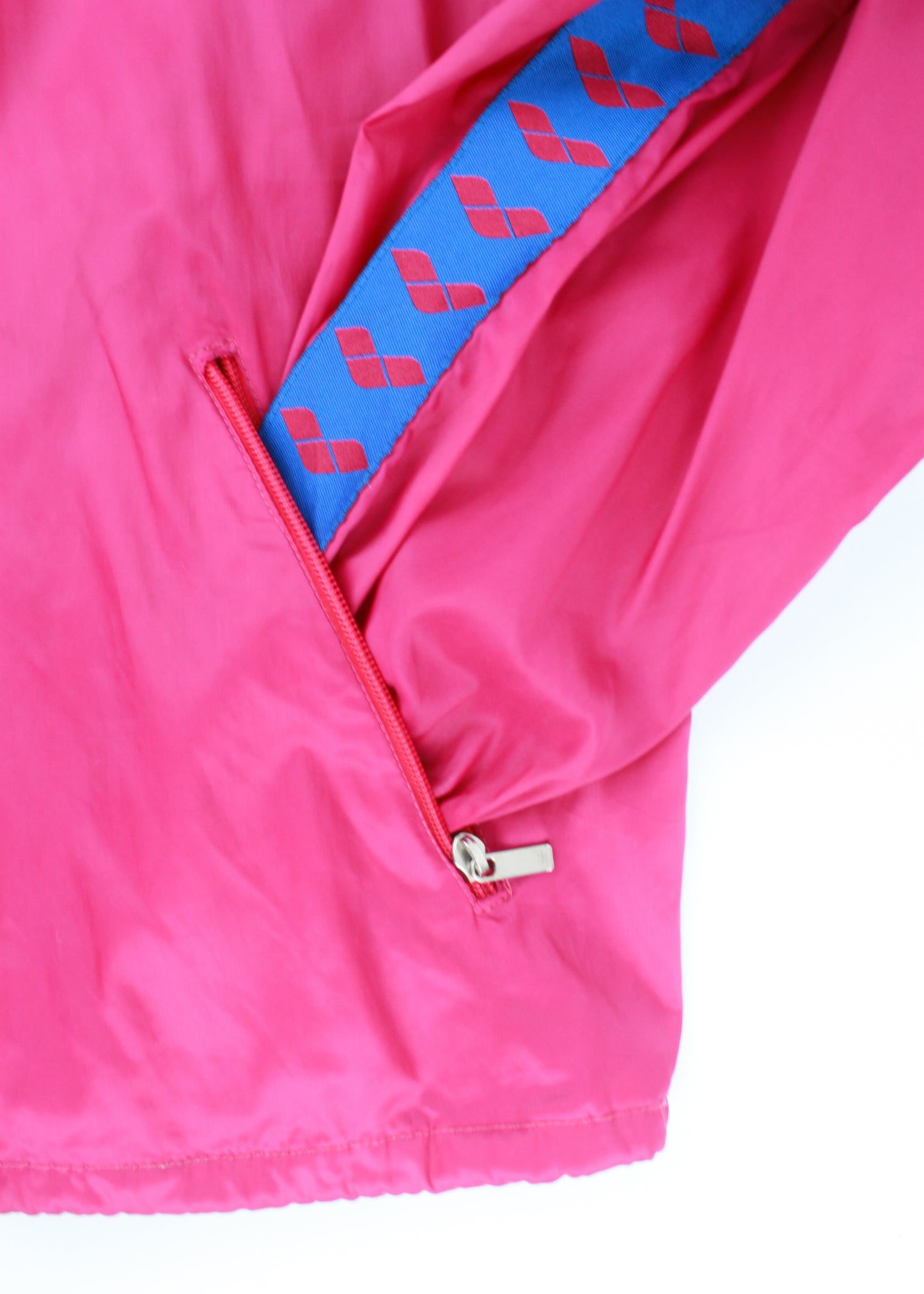 Arena windbreaker in neon pink (with hood)