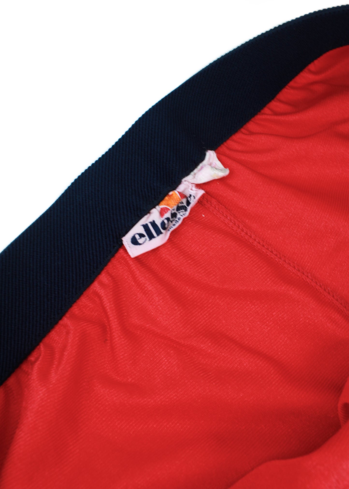 Ellesse sport shorts in red