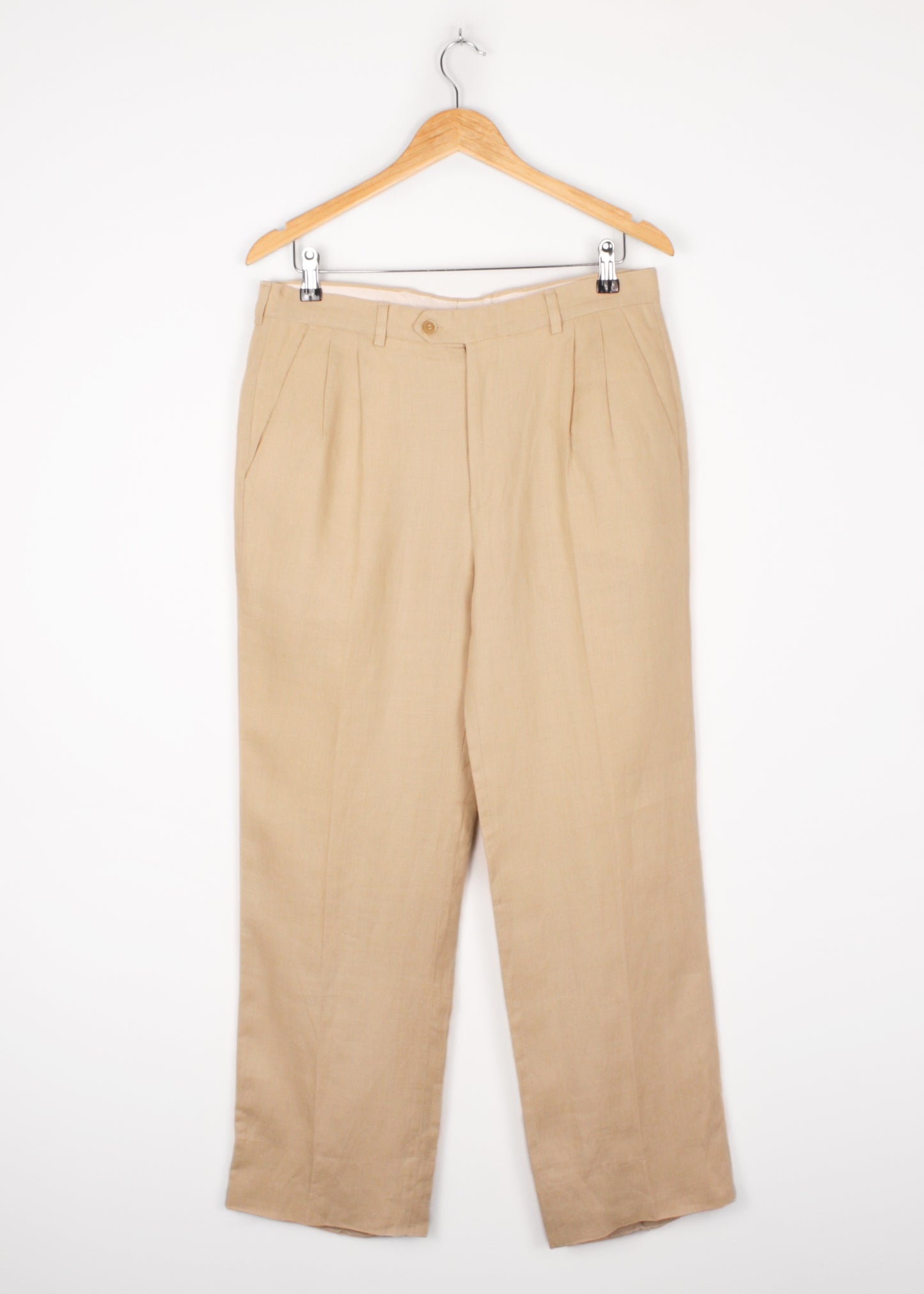 Vintage pants in sand