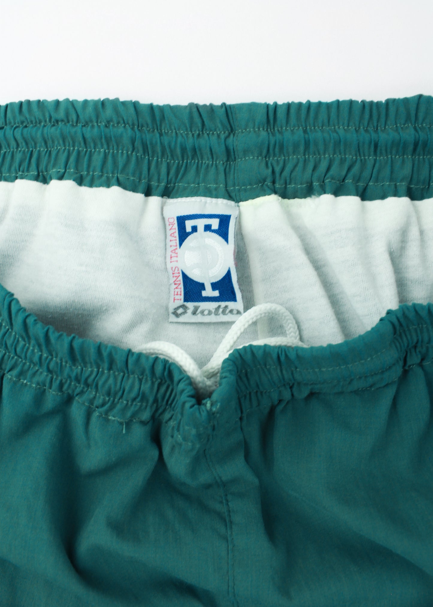Lotto sport trousers in green (with pockets)