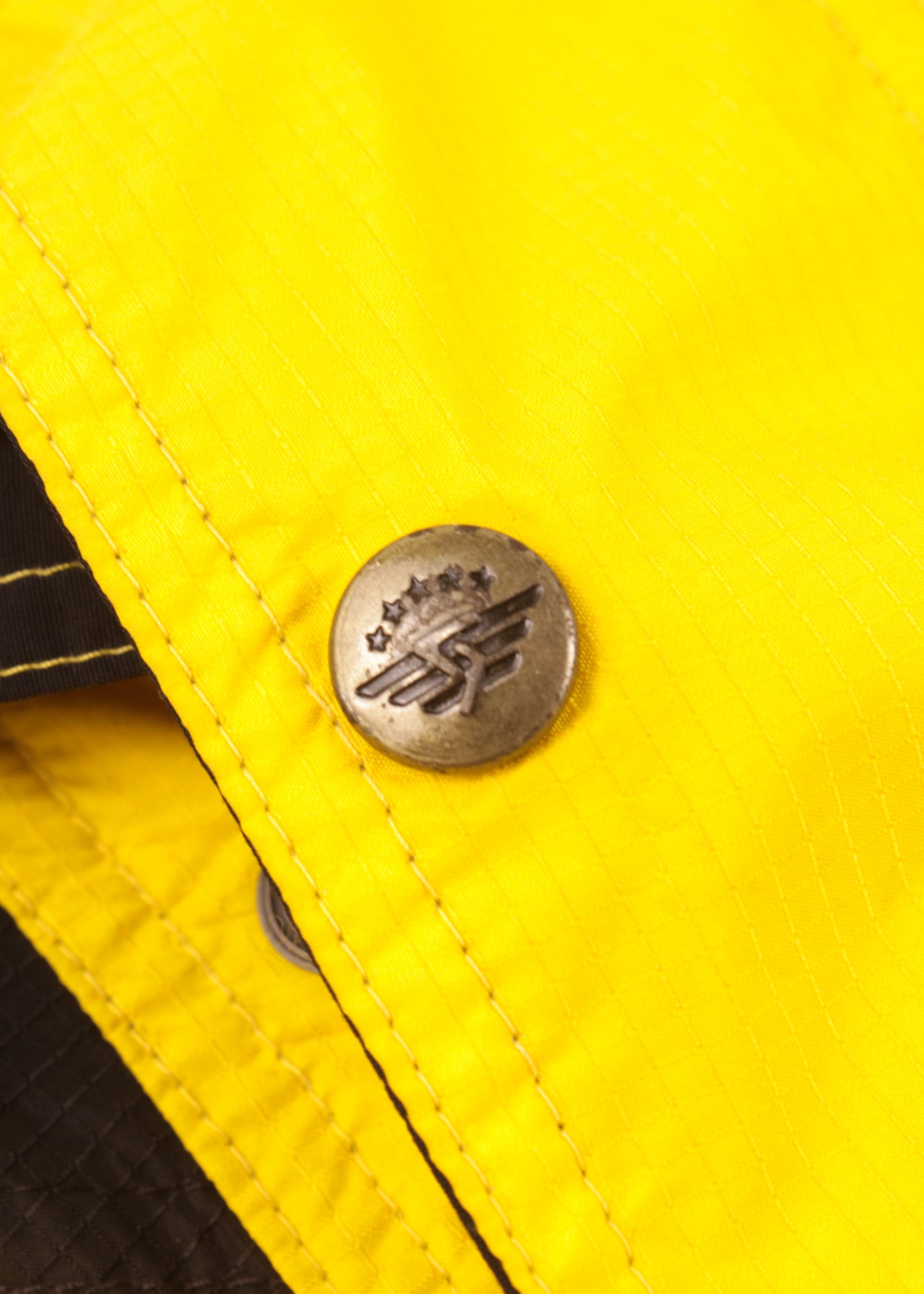Vintage sport parka in yellow with hidden hood