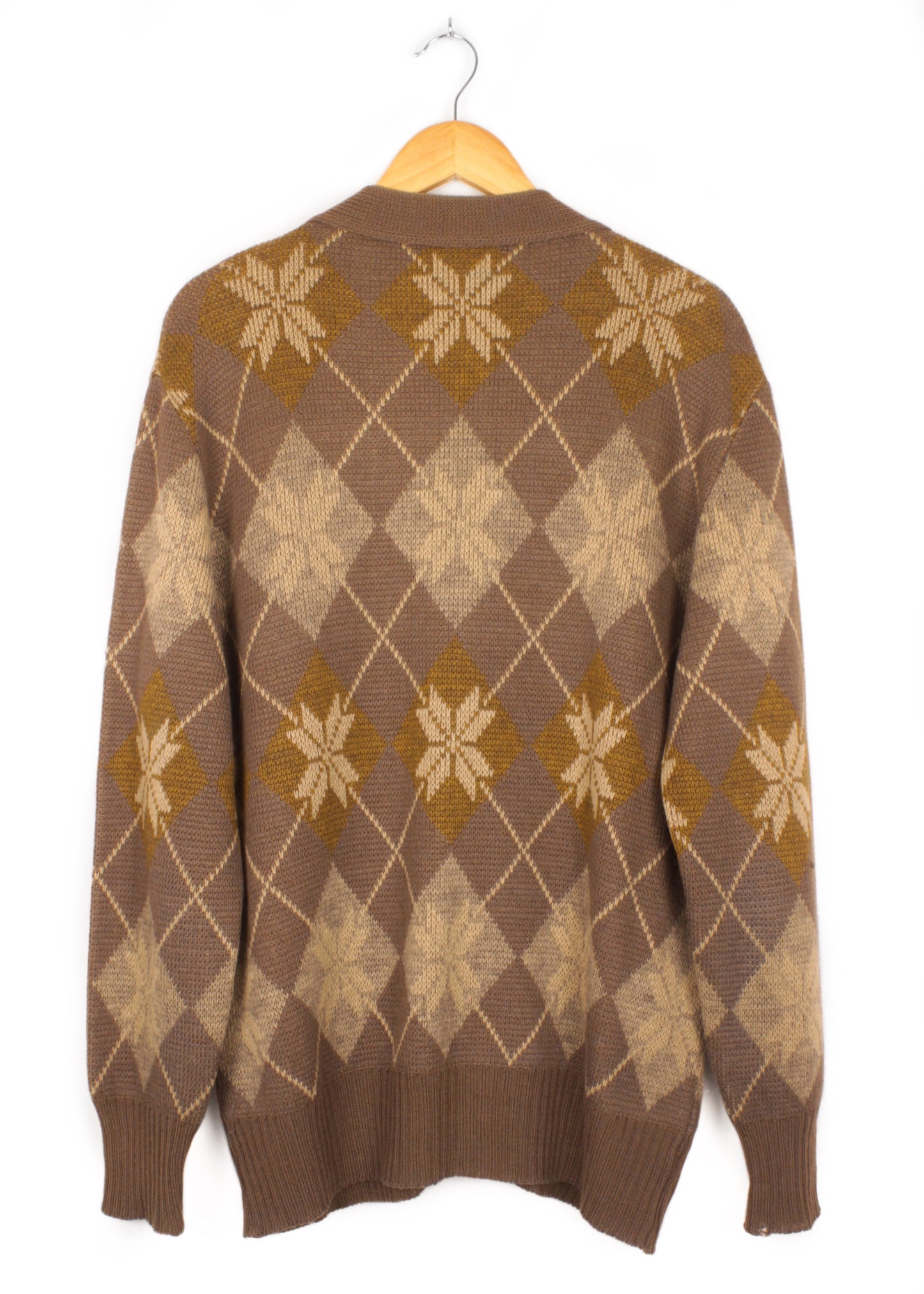 Vintage woolen cardigan in brown