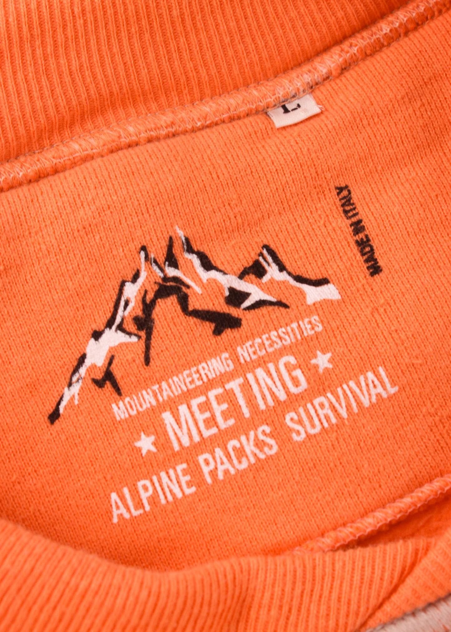 Vintage sweatshirt in apricot