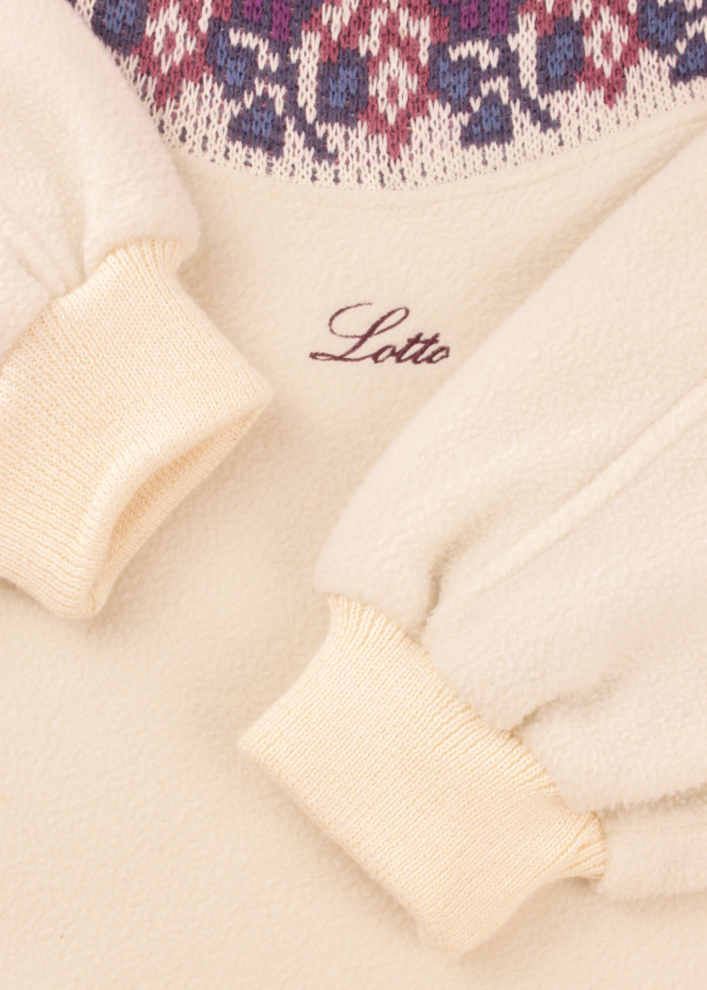 Vintage Lotto fleece in cream and eggplant