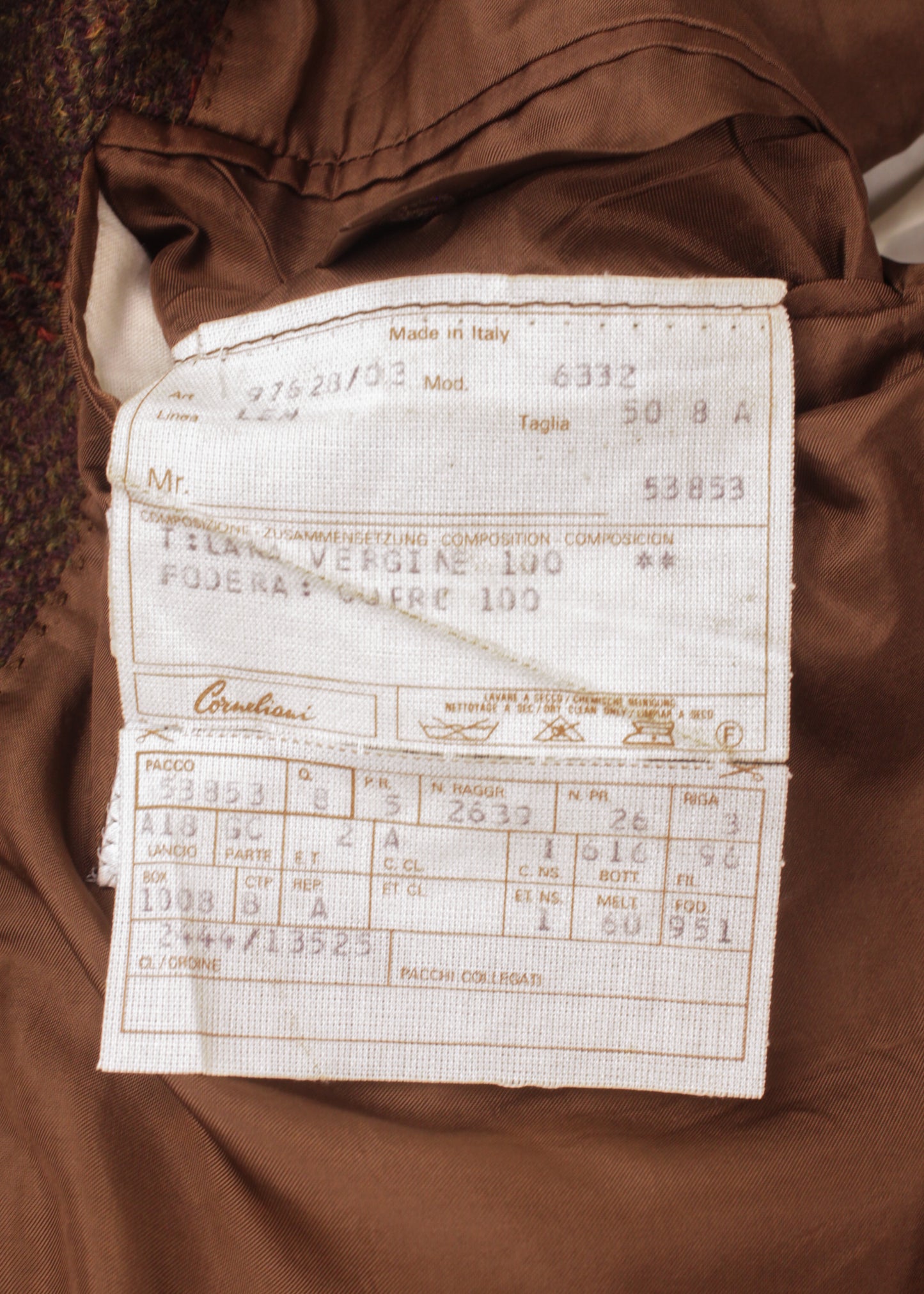 Woolen jacket in brown