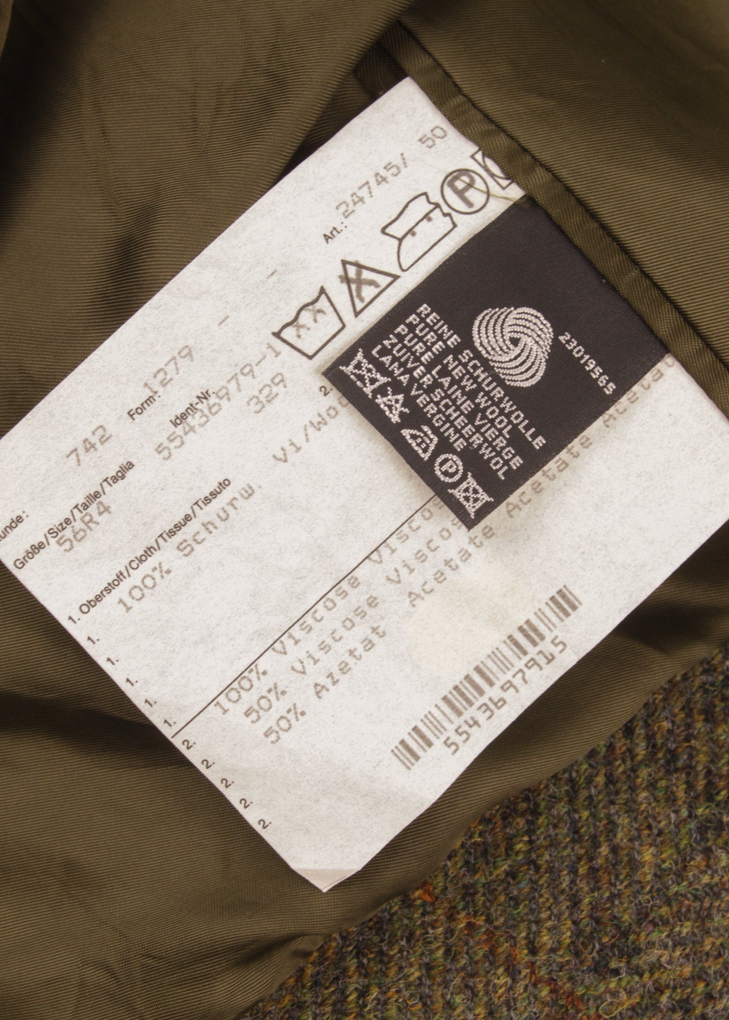 Woolen jacket in sage green