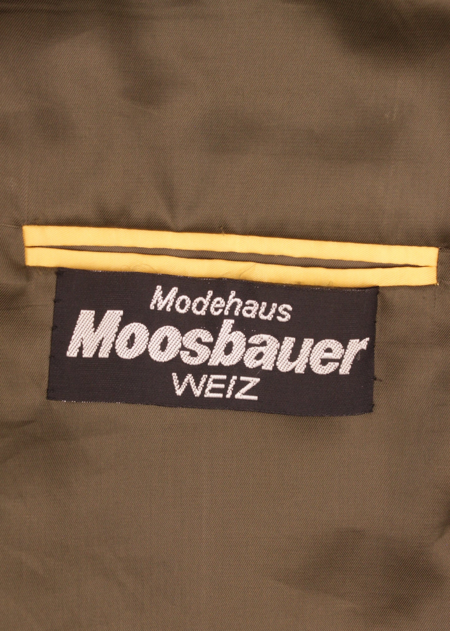 Woolen jacket in sage green
