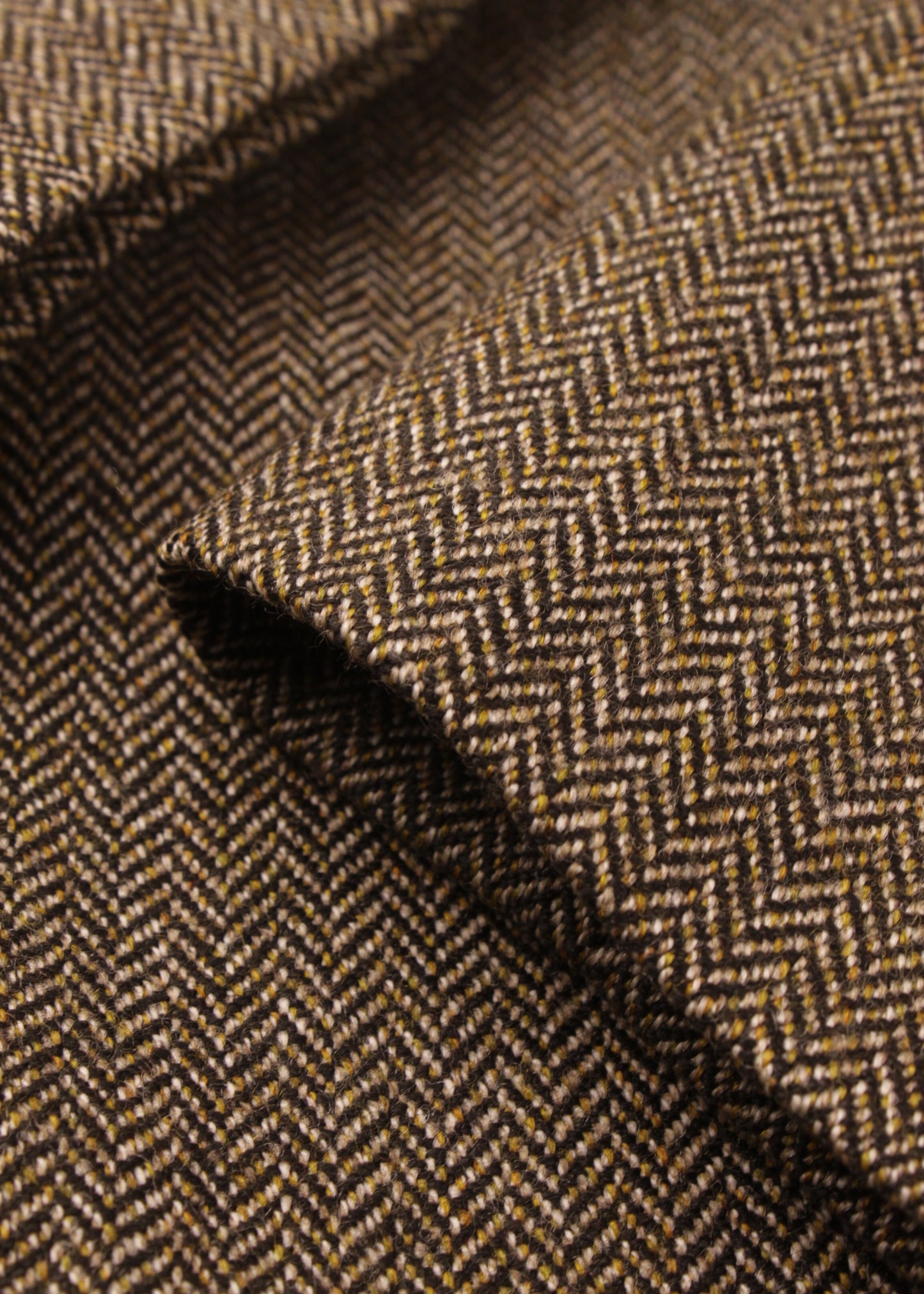 Woolen jacket in brown