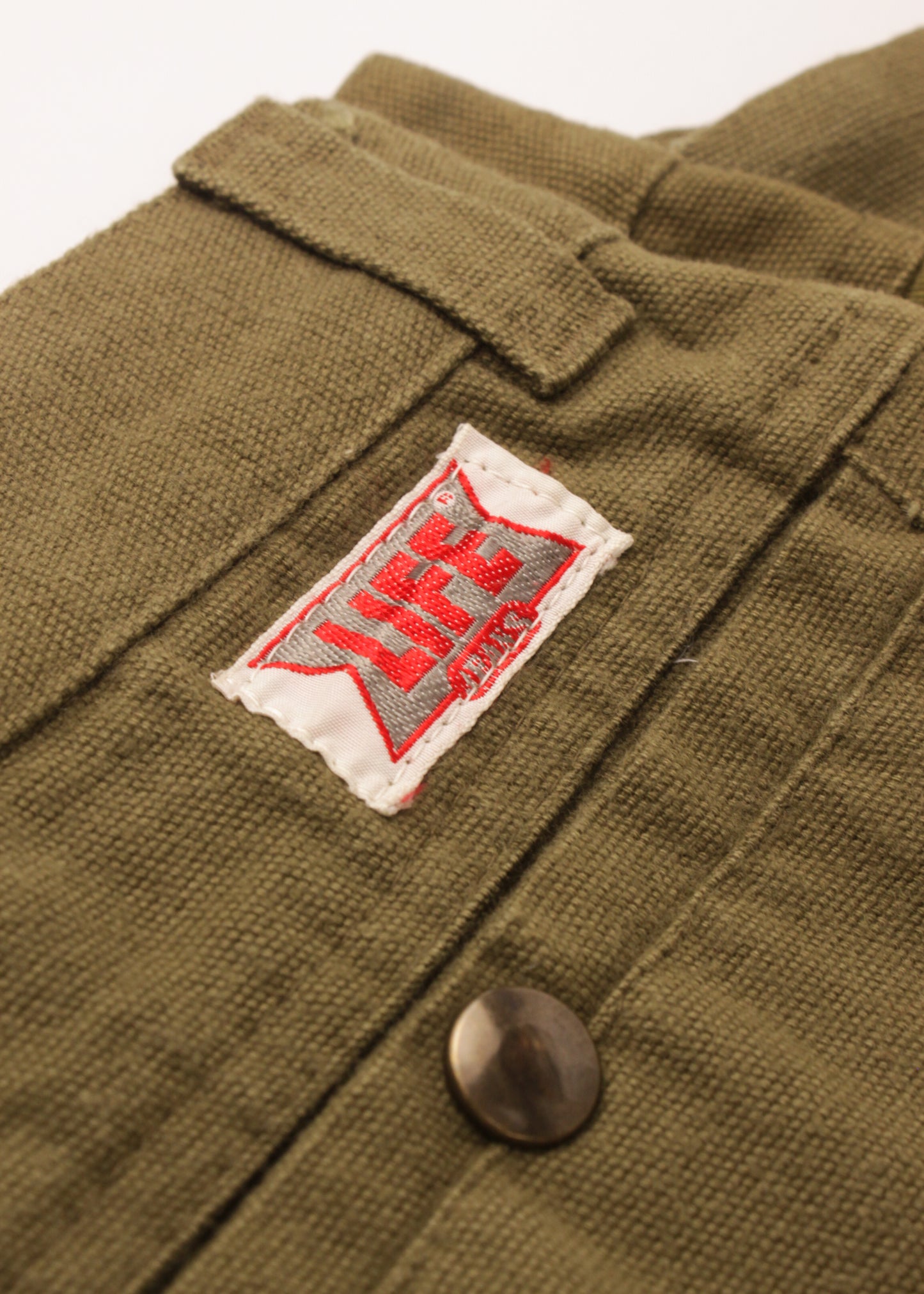 Vintage jeans in khaki