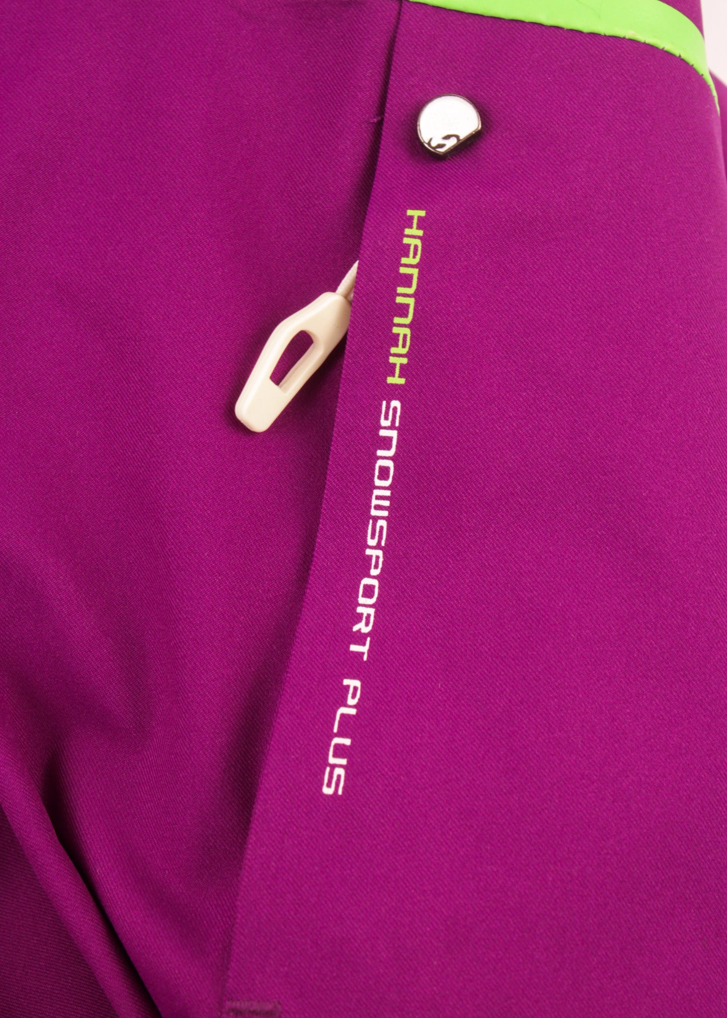 Snowboard jacket in purple