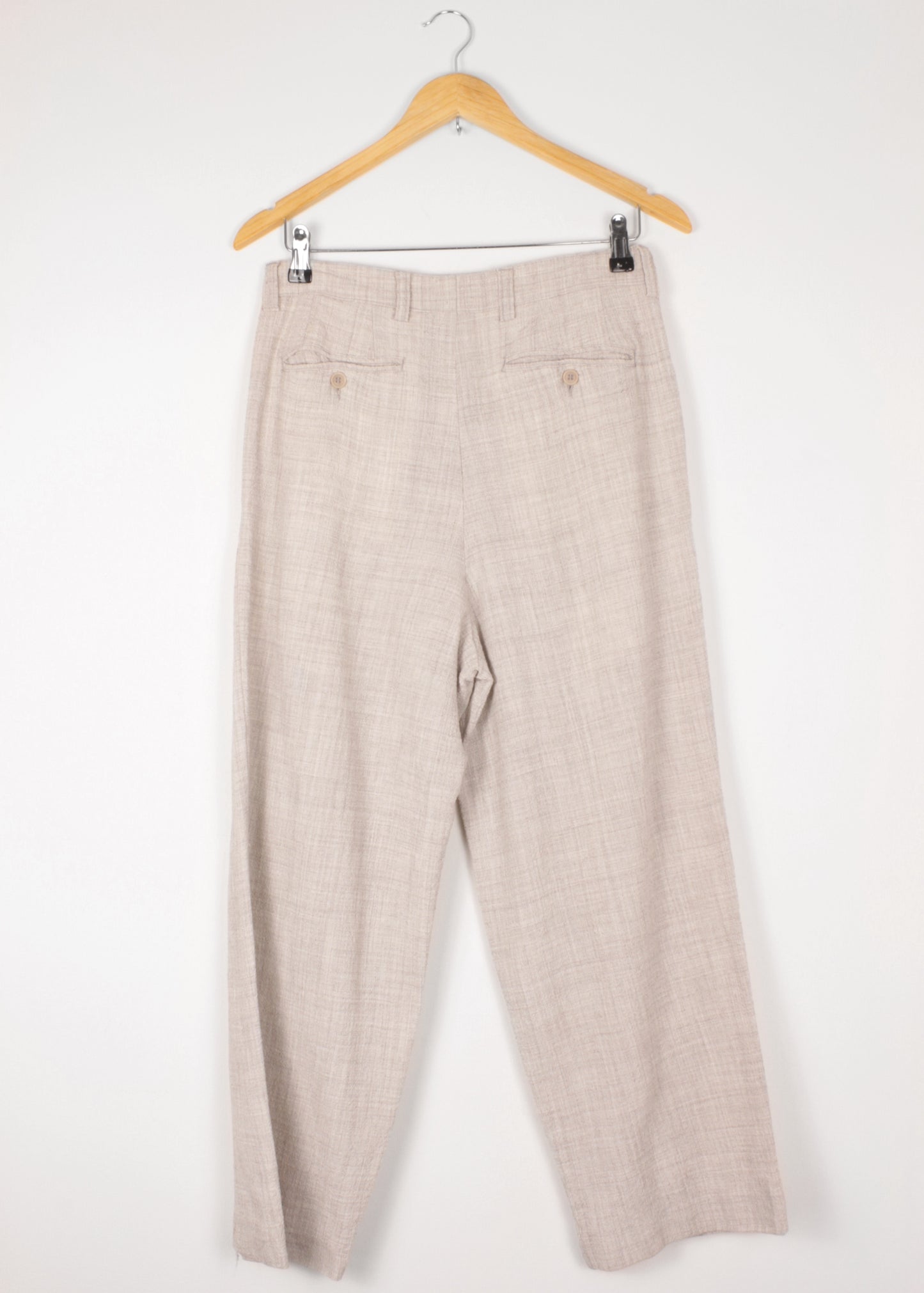 Woolen trousers in beige