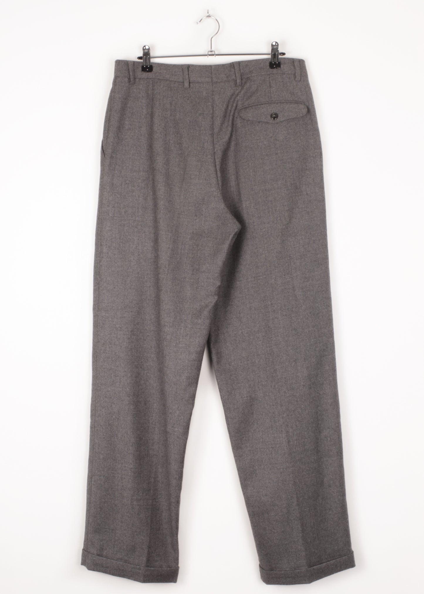 Warm woolen trousers in grey
