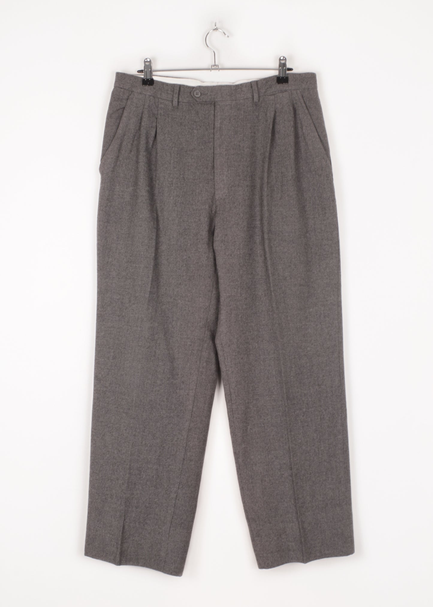 Woolen grey trousers