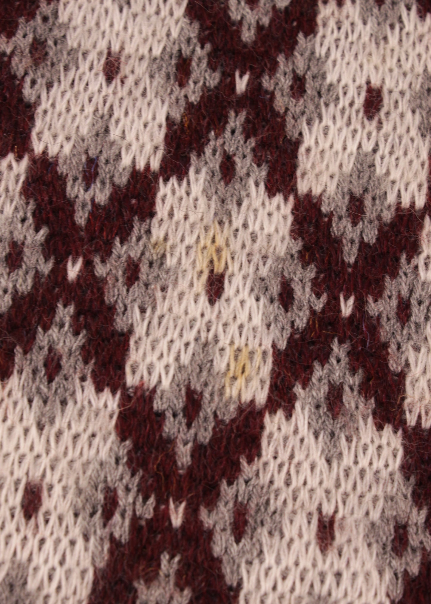 Vintage woolen sweater in cloud grey and burgundy