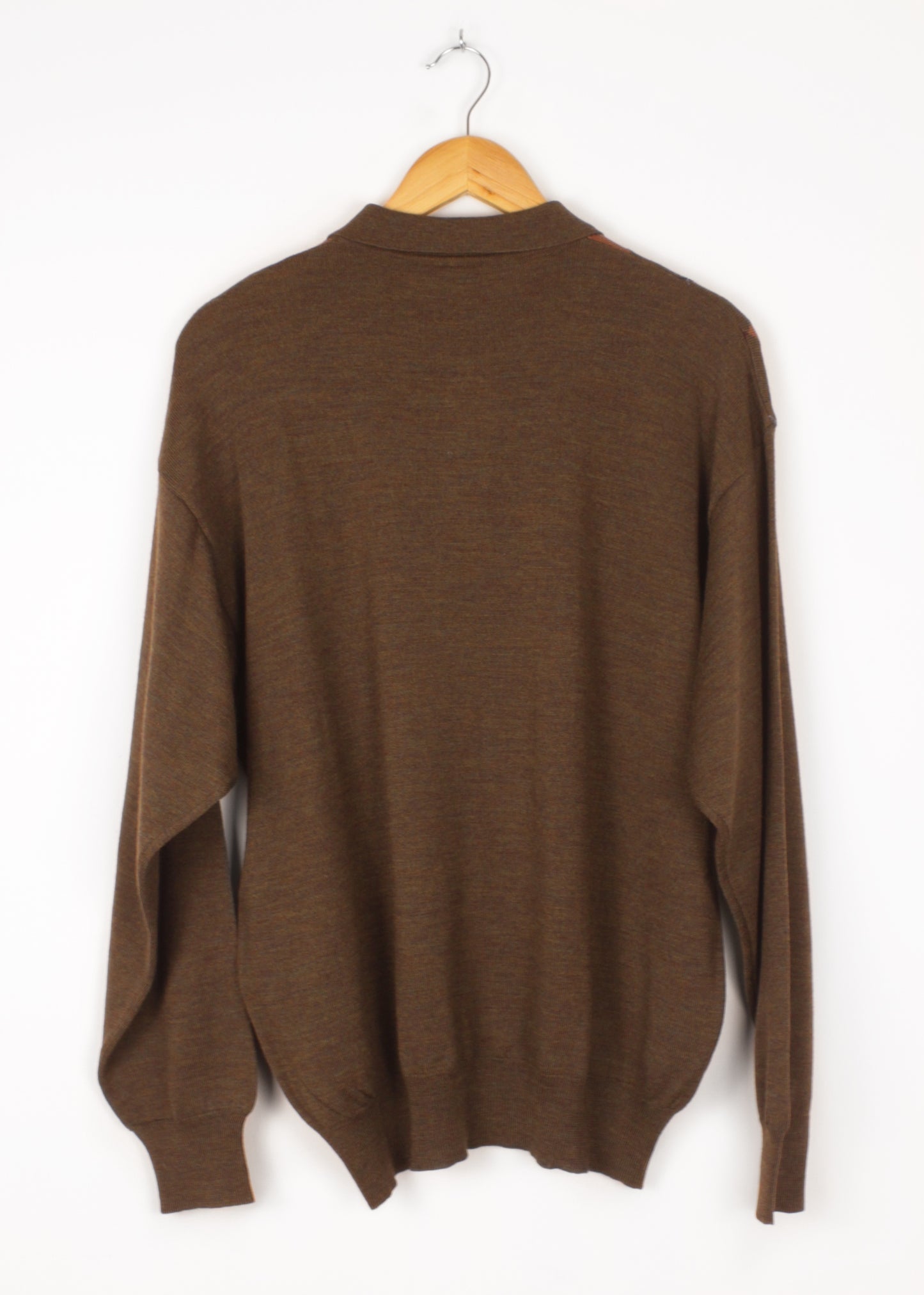 Vintage woolen sweater in brown