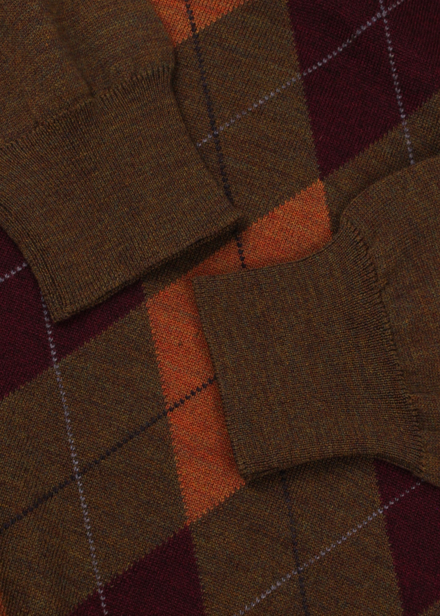 Vintage woolen sweater in brown