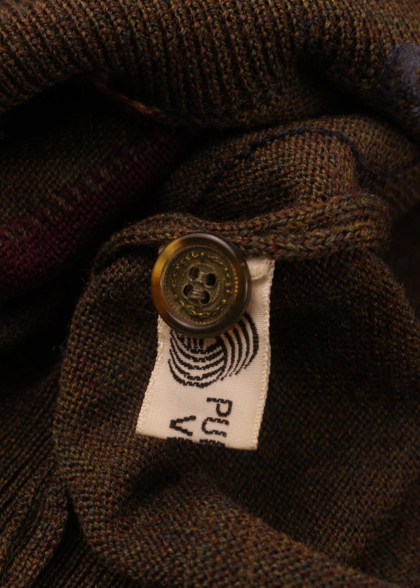 Vintage woolen sweater in brown