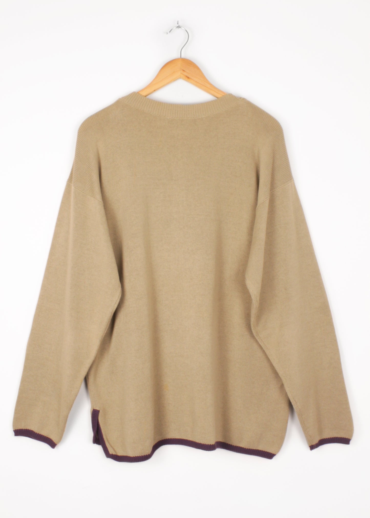 Vintage sweater in sand and purple