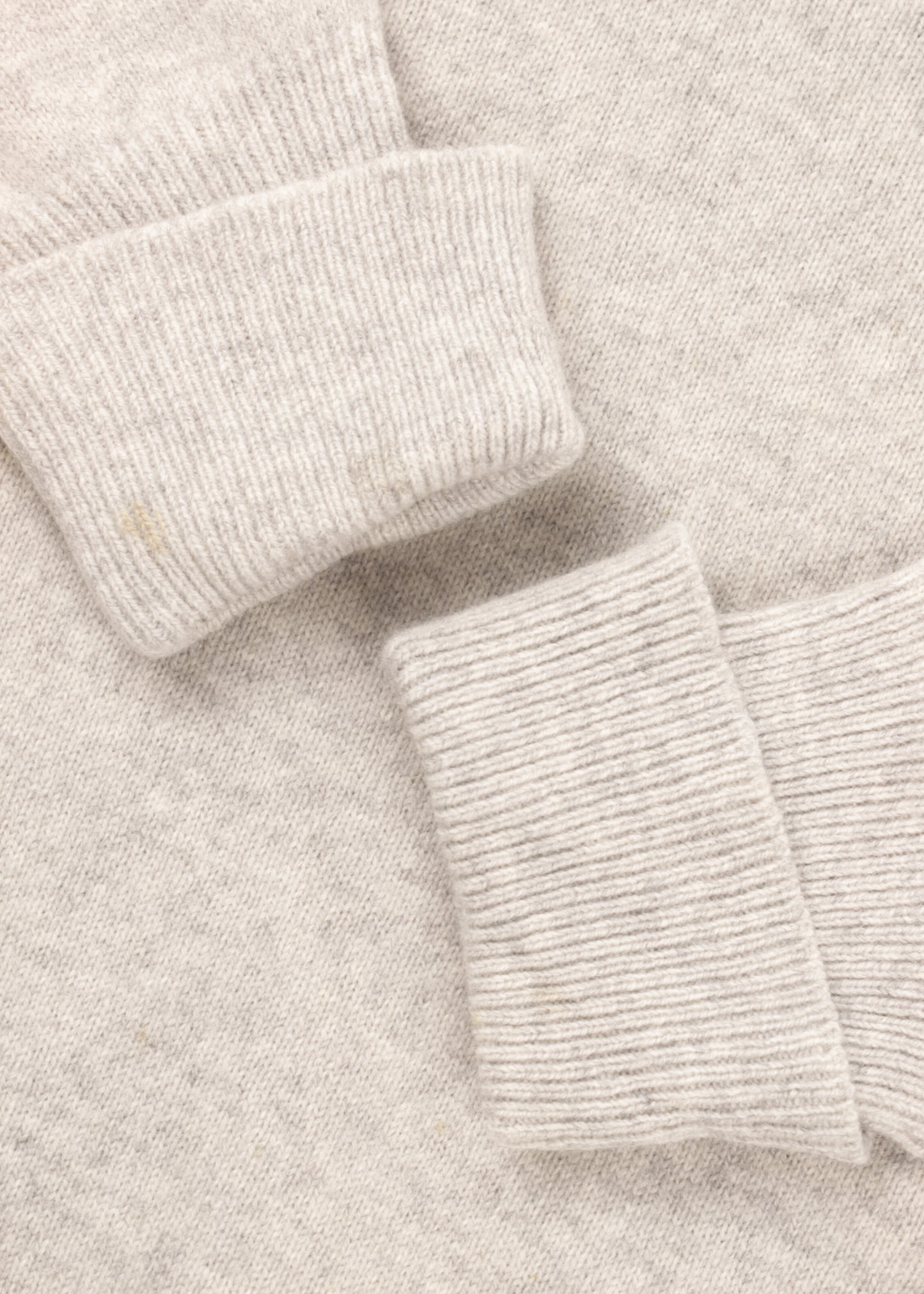 Vintage lambswool sweater in sand