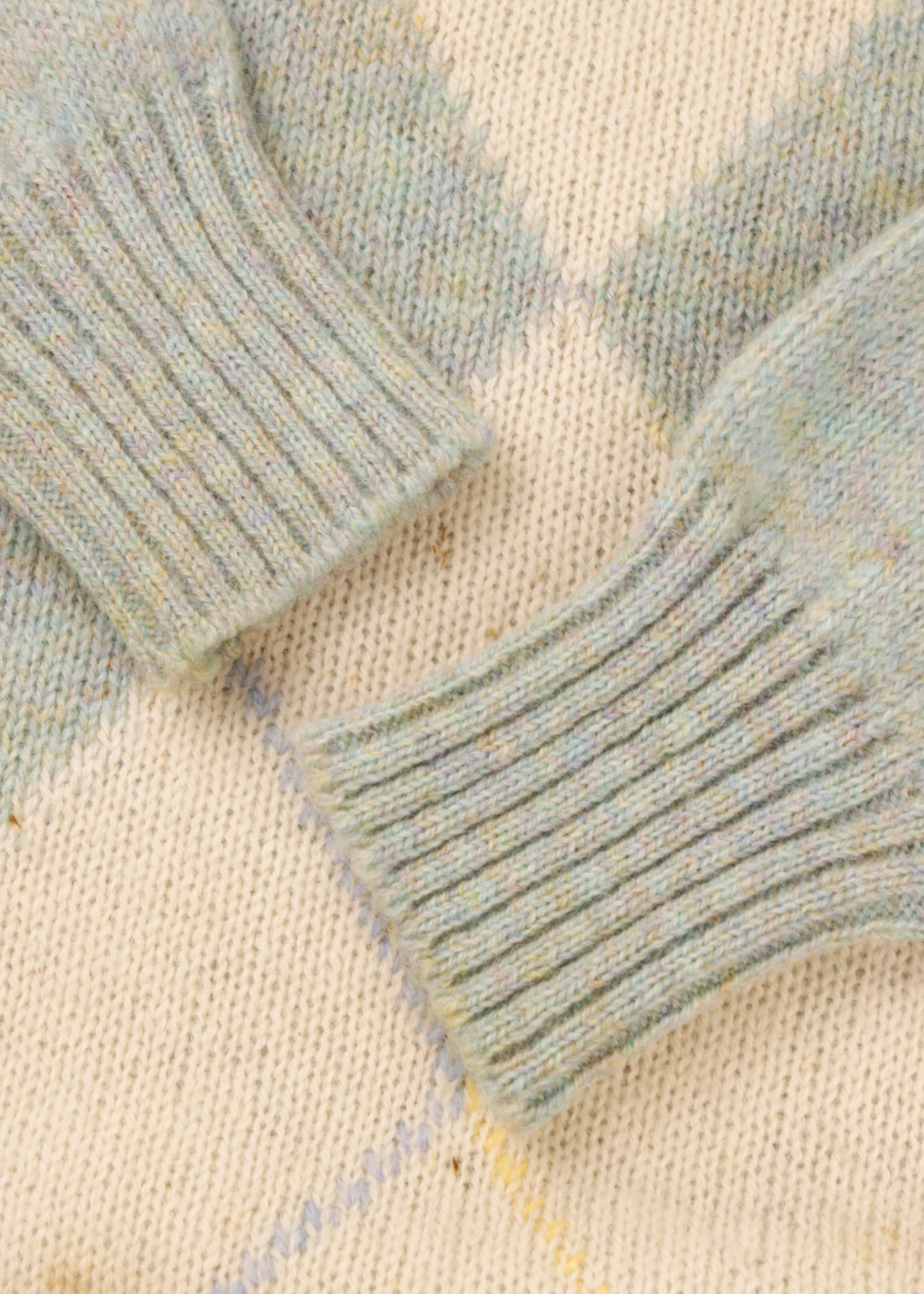 Woolen sweater in blue