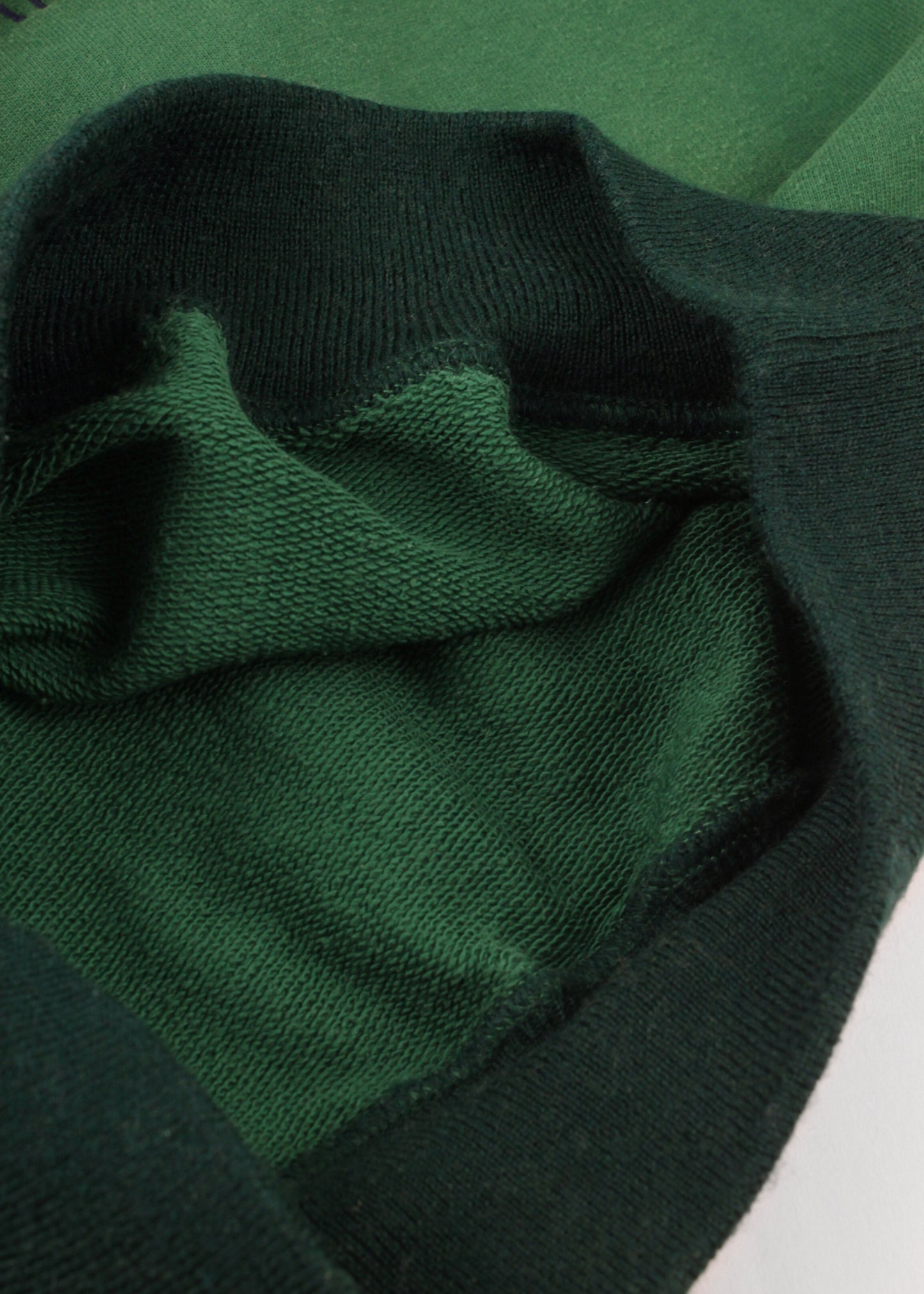 Vintage sweatshirt in green with collar