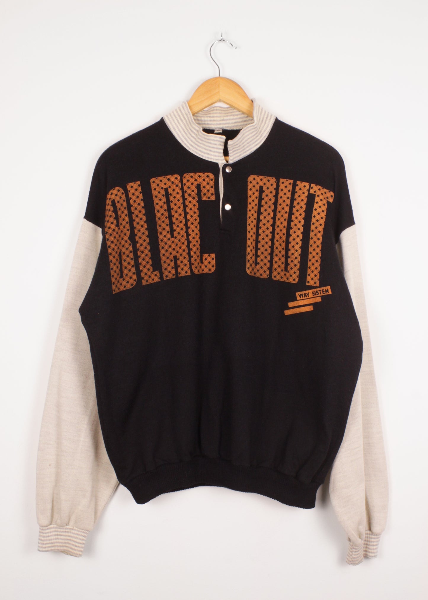 Vintage sweatshirt in black with collar