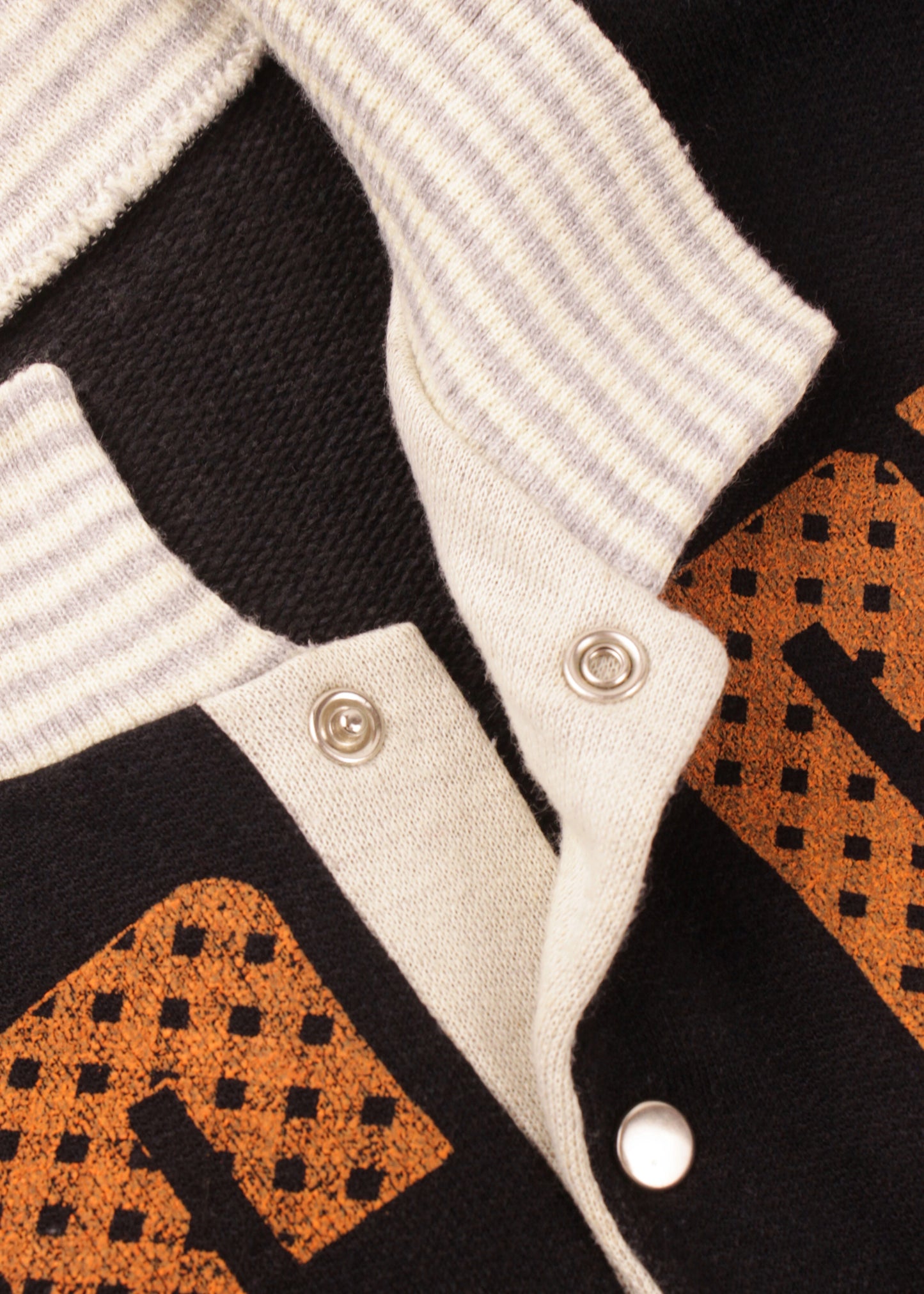 Vintage sweatshirt in black with collar