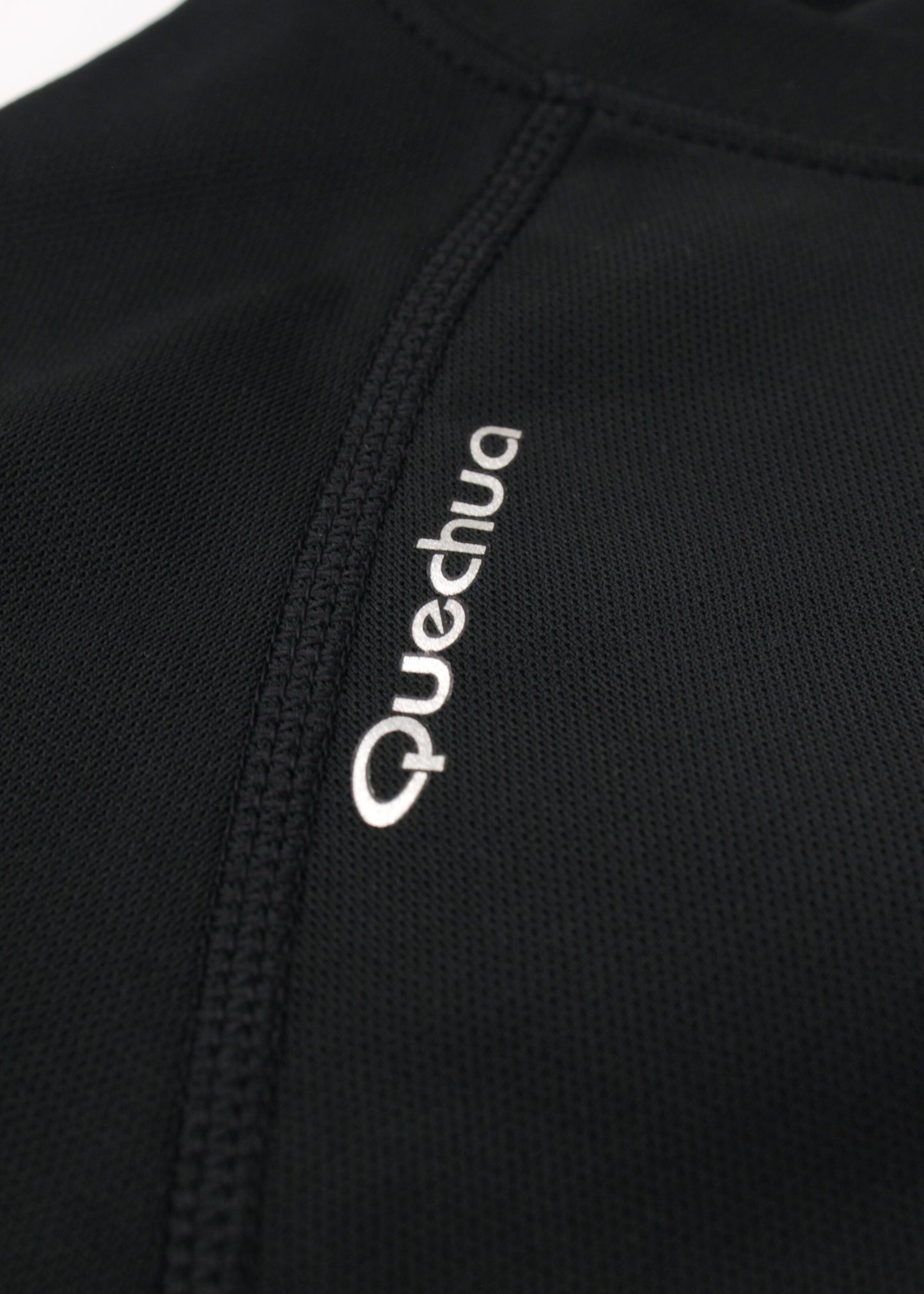 Quechua sport tee in black