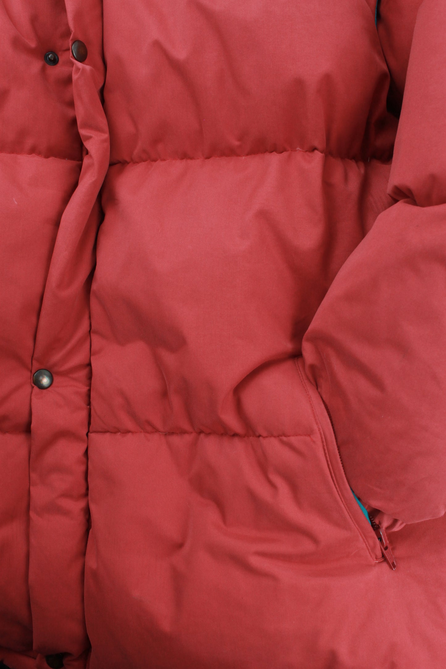 Vintage jacket in red with removable sleeves