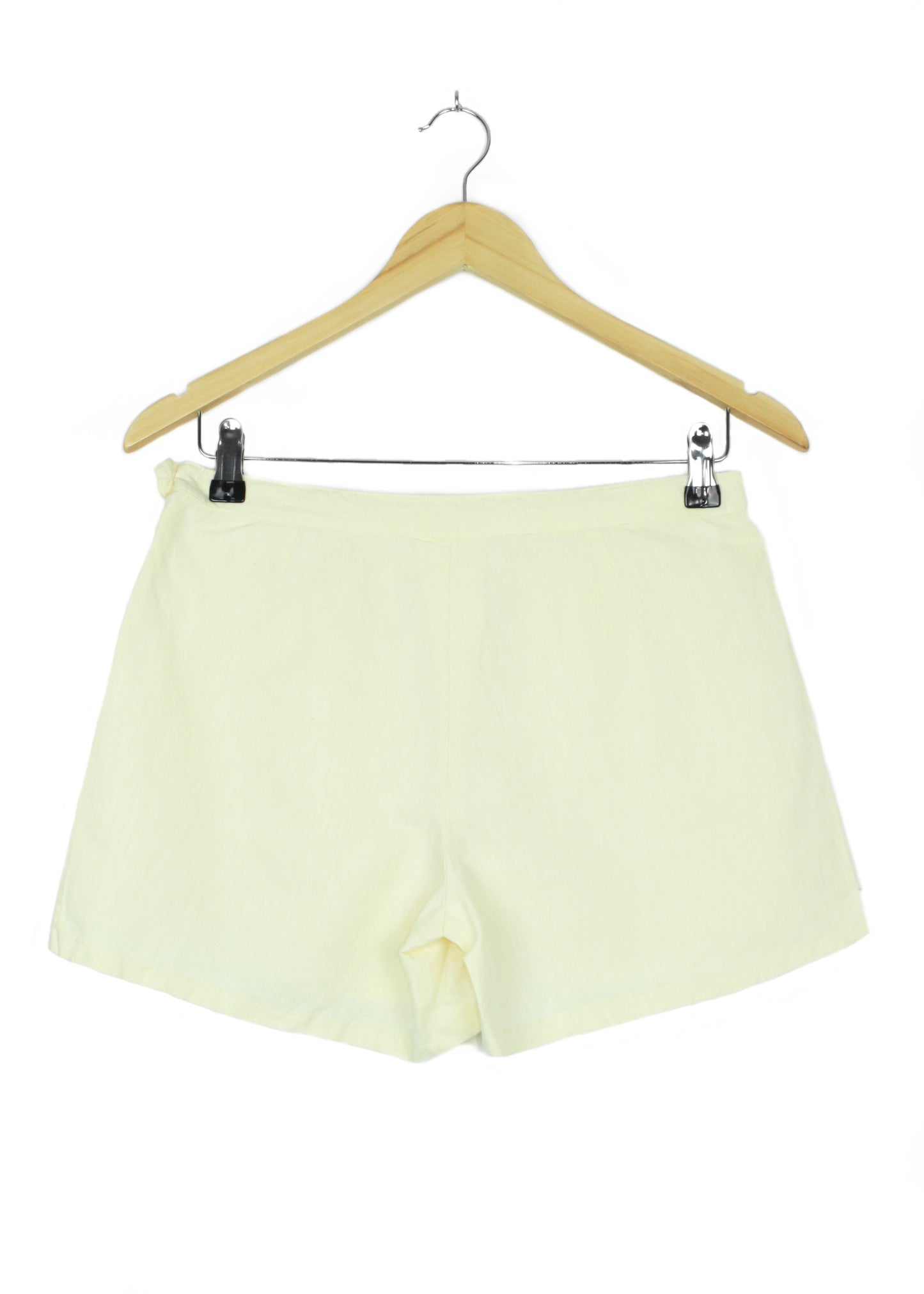 Vintage skorts in light yellow