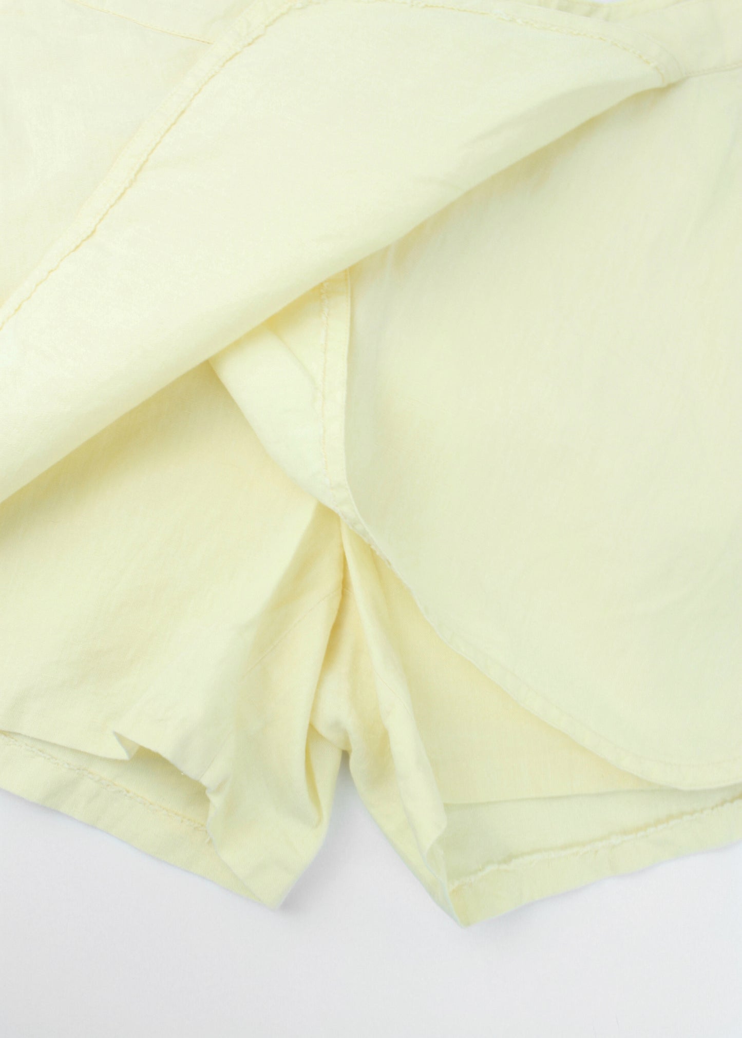 Vintage skorts in light yellow