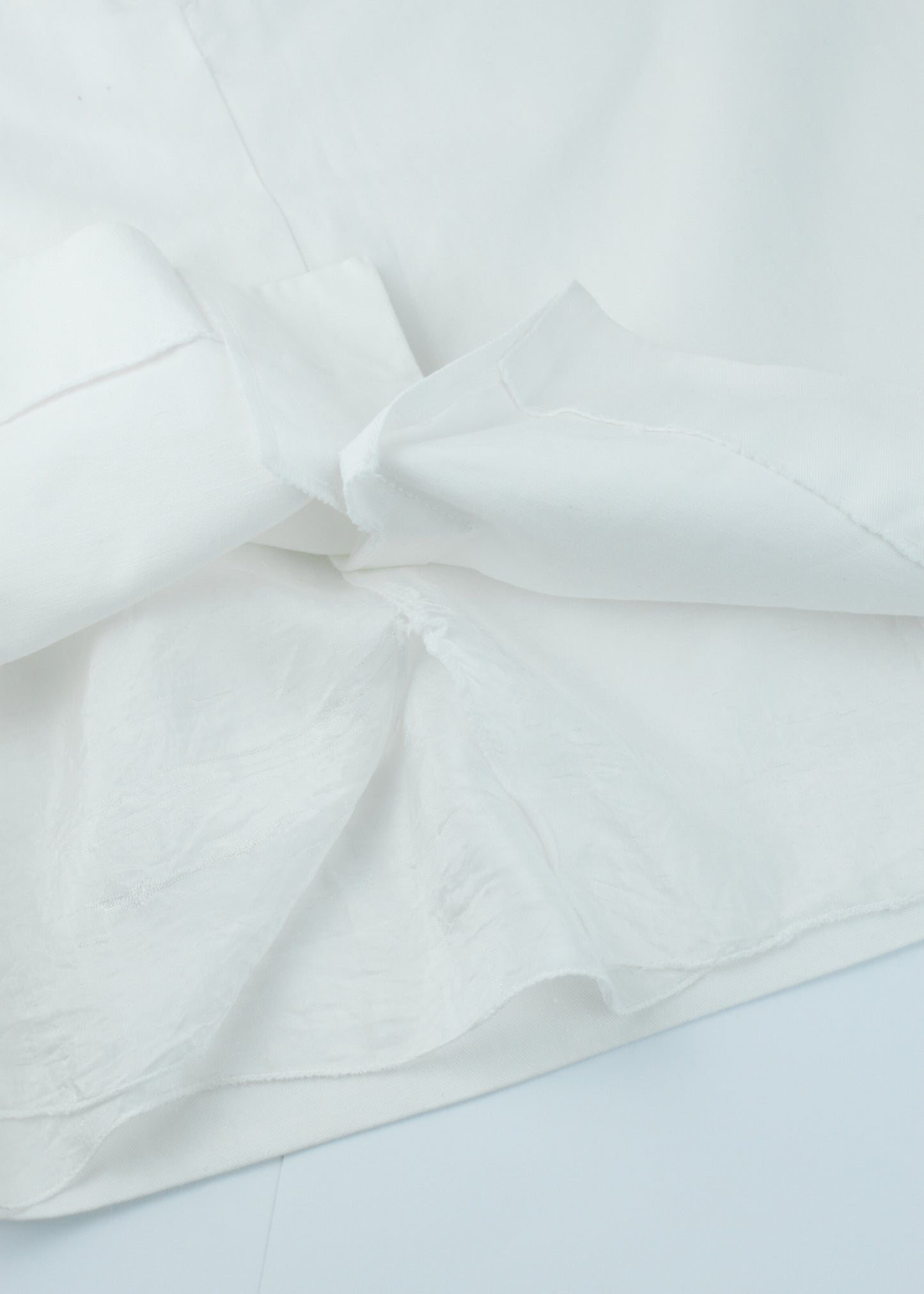 Vintage tulipánová sukně v bílé barvě