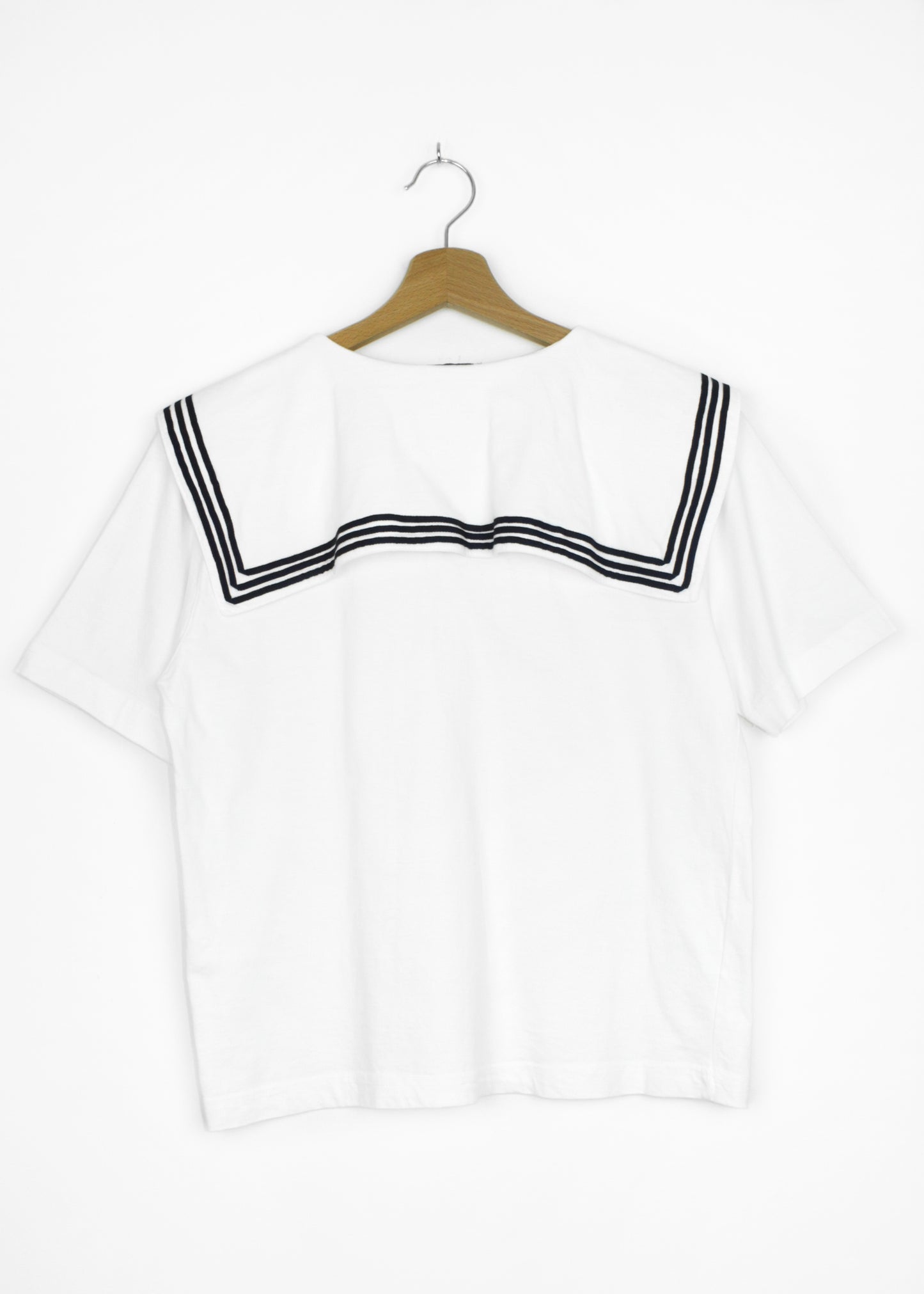 Vintage t-shirt in white with collar