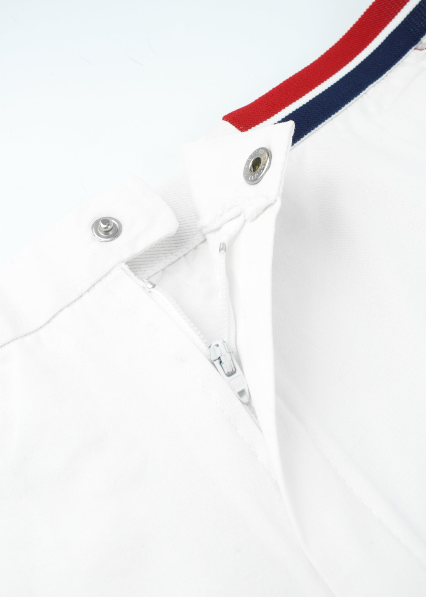 Vintage tenisové kraťasy Santo Stefano v bílé barvě (s kapsami)