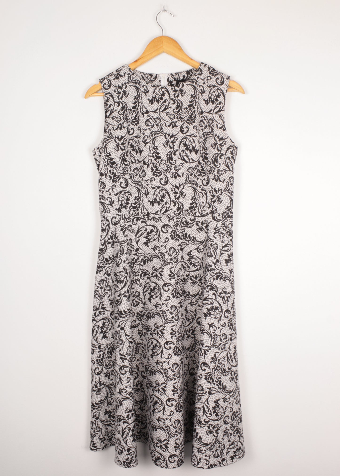 Vintage dress in grey and black