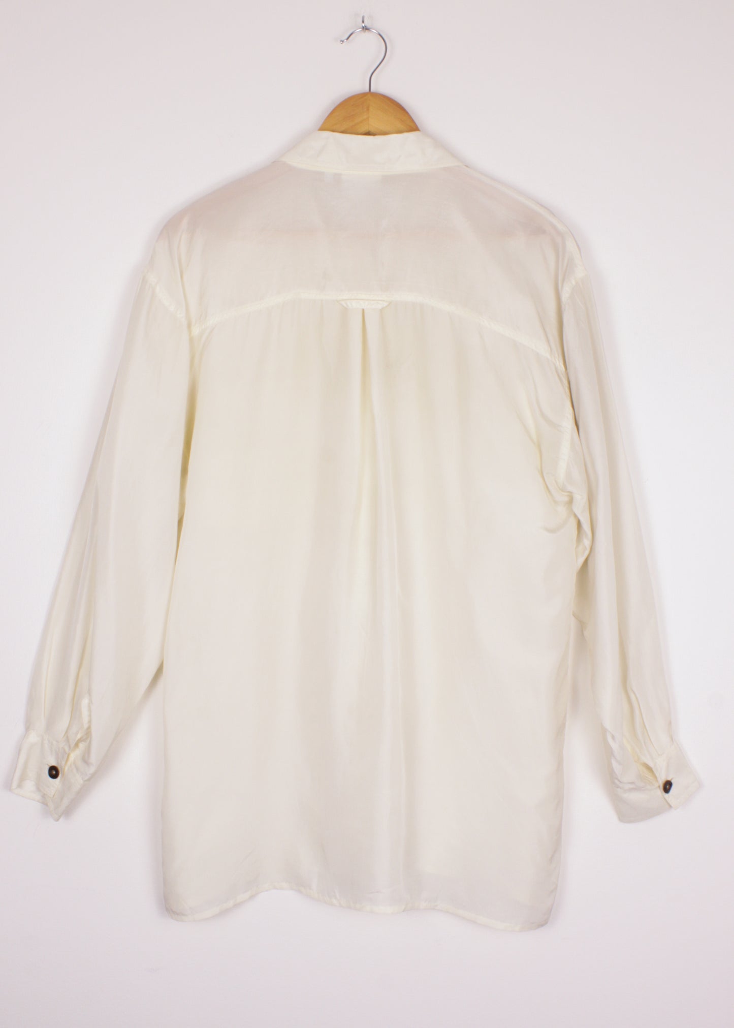 Silk blouse in cream