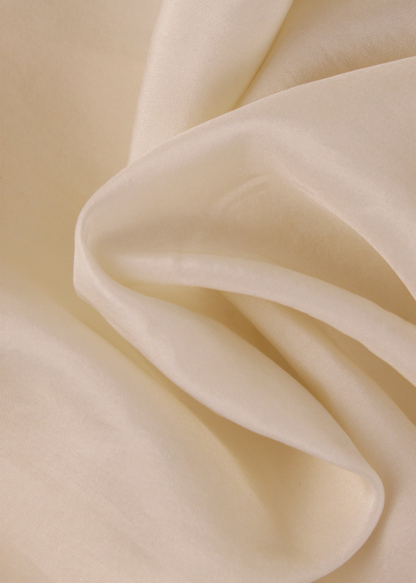 Silk blouse in cream