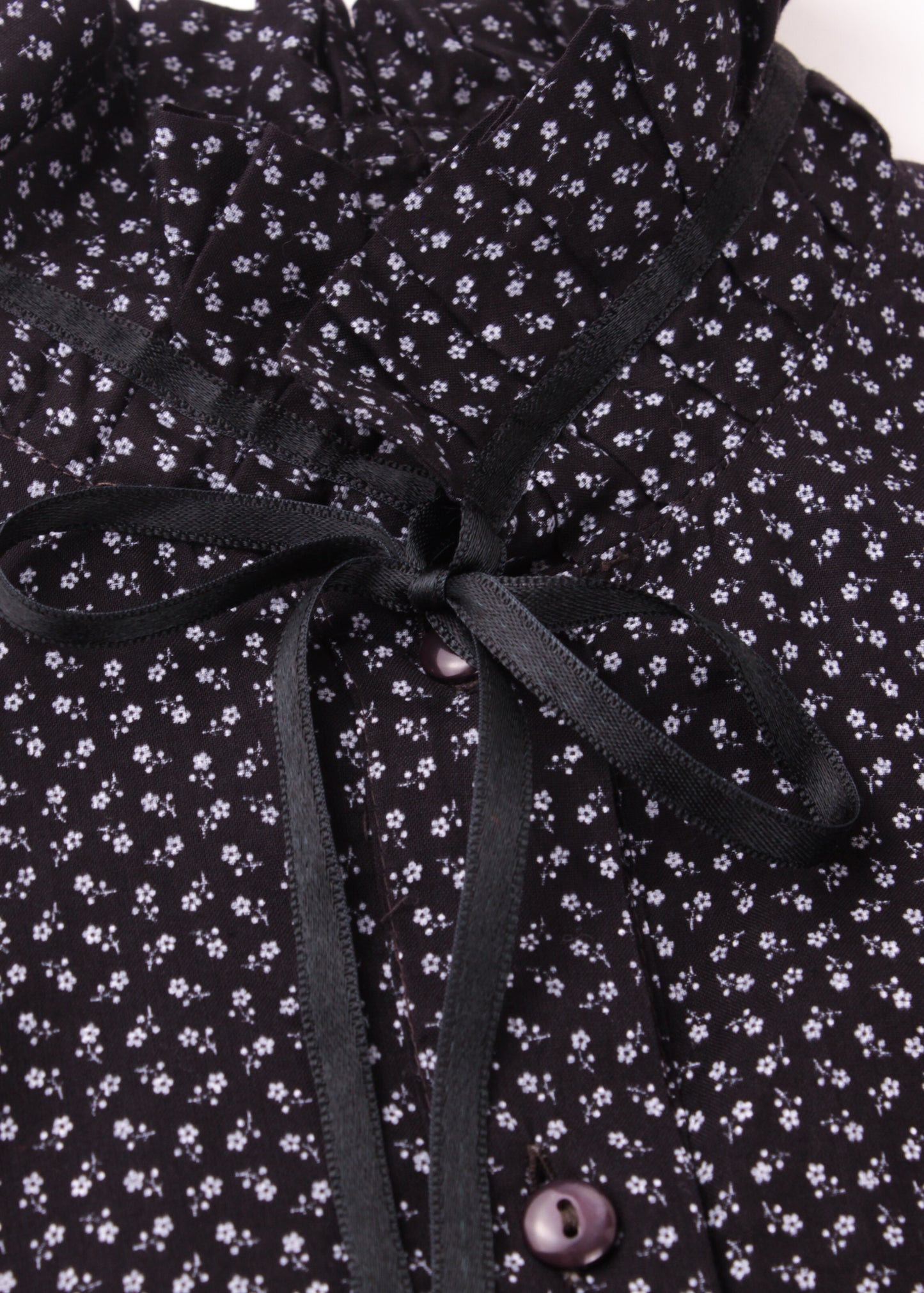 Vintage blouse in black