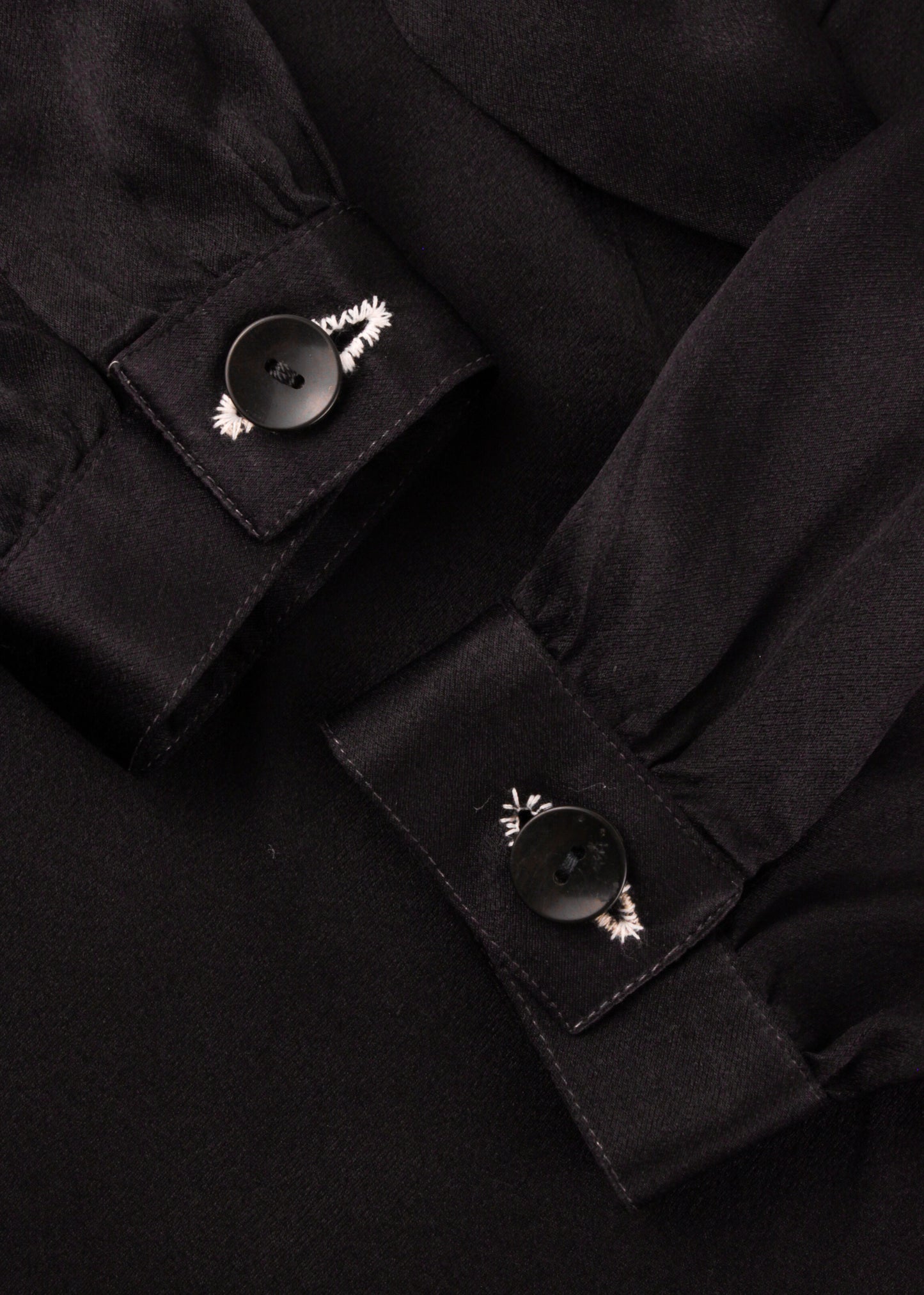 Silk blouse in black