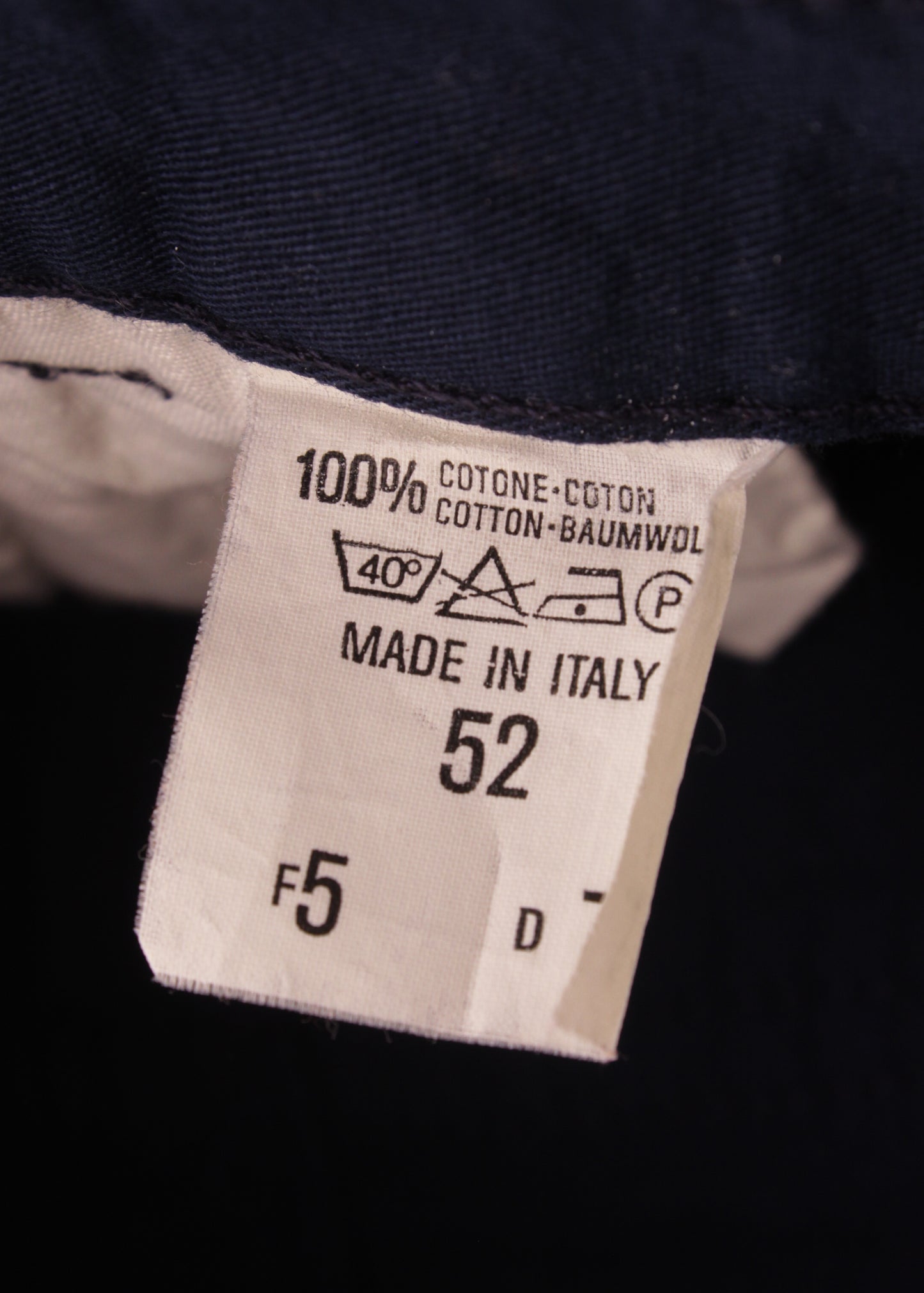 Vintage shorts in navy