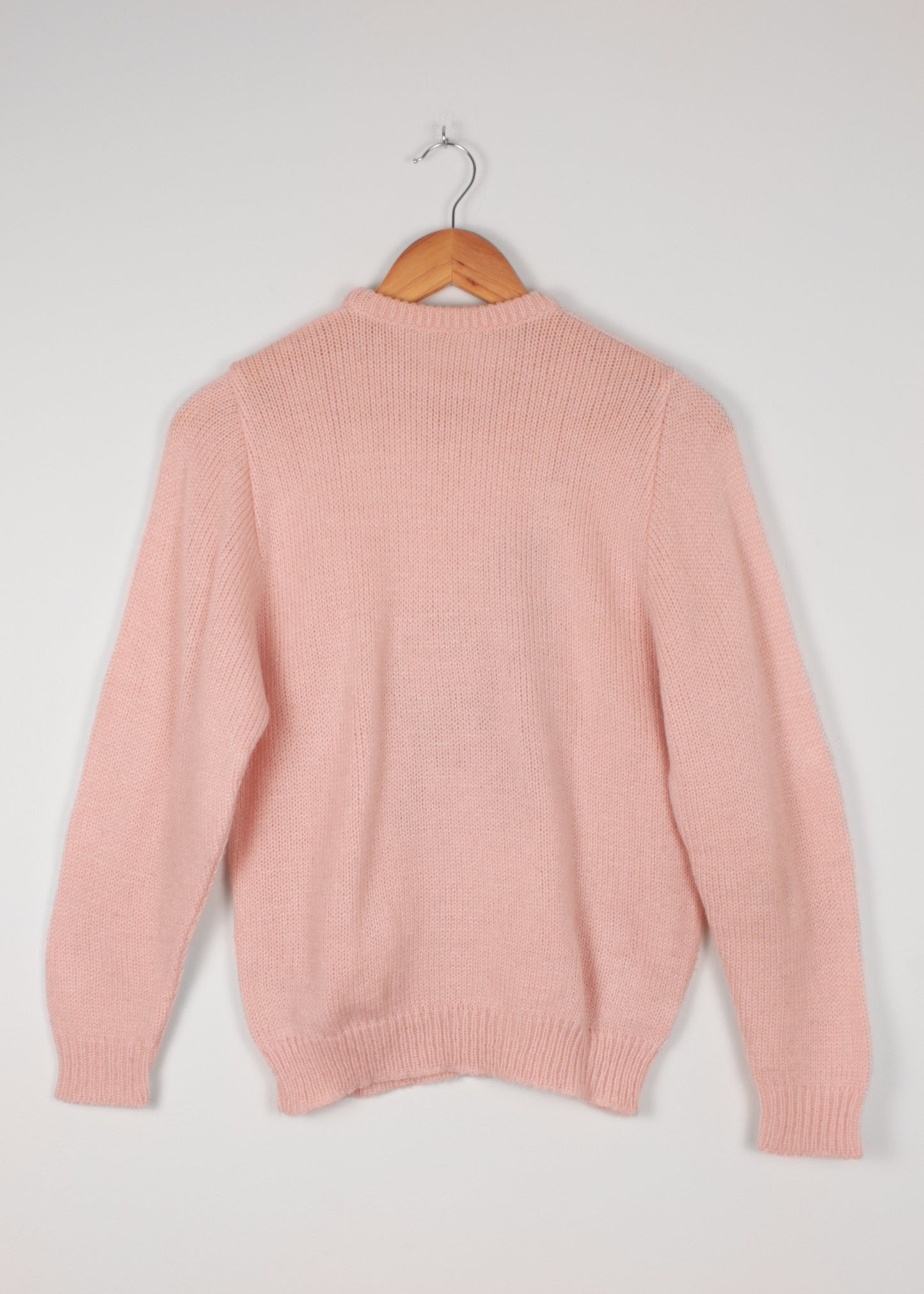 Vintage woolen sweater in rose