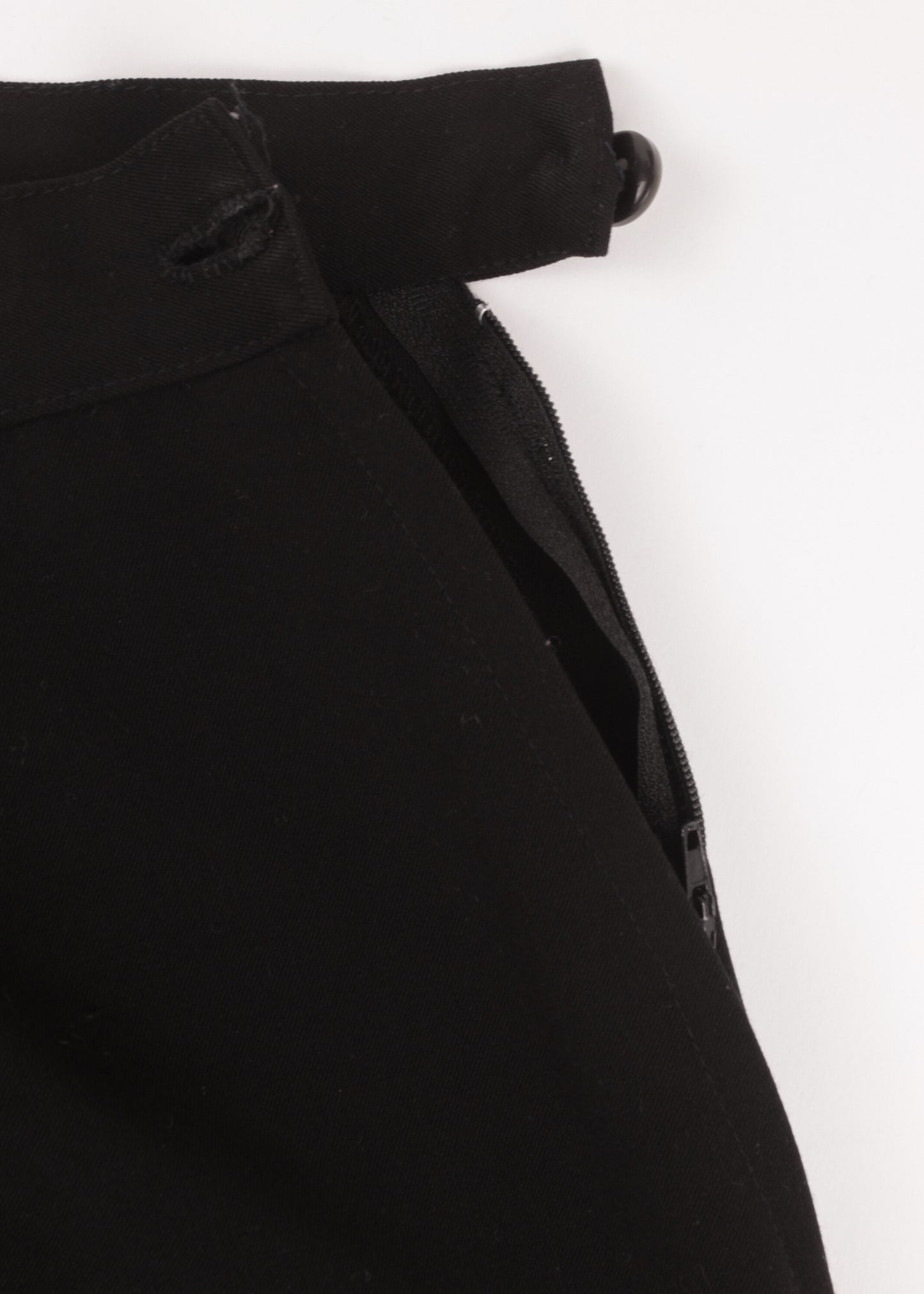 Vintage woolen trousers in black