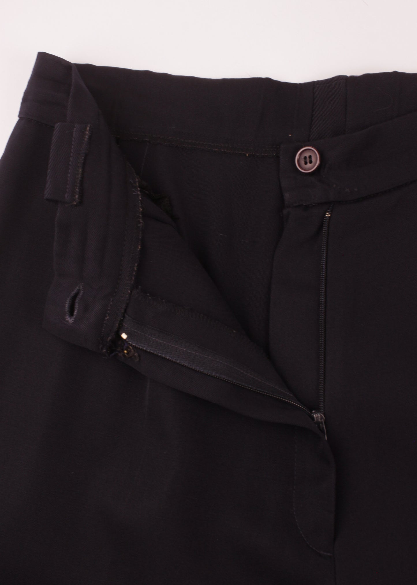 Vintage woolen trousers in navy