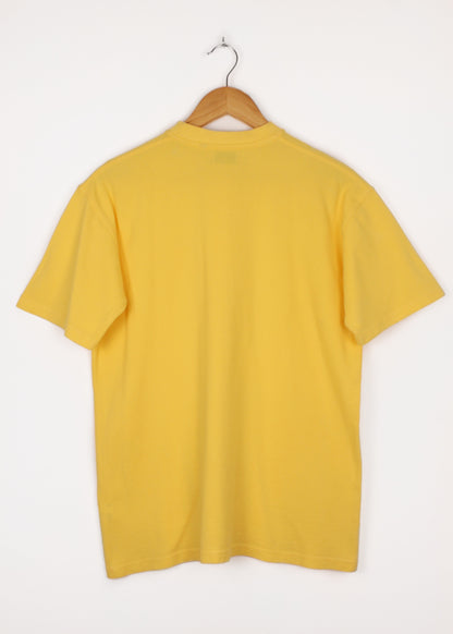 Basic yellow tee