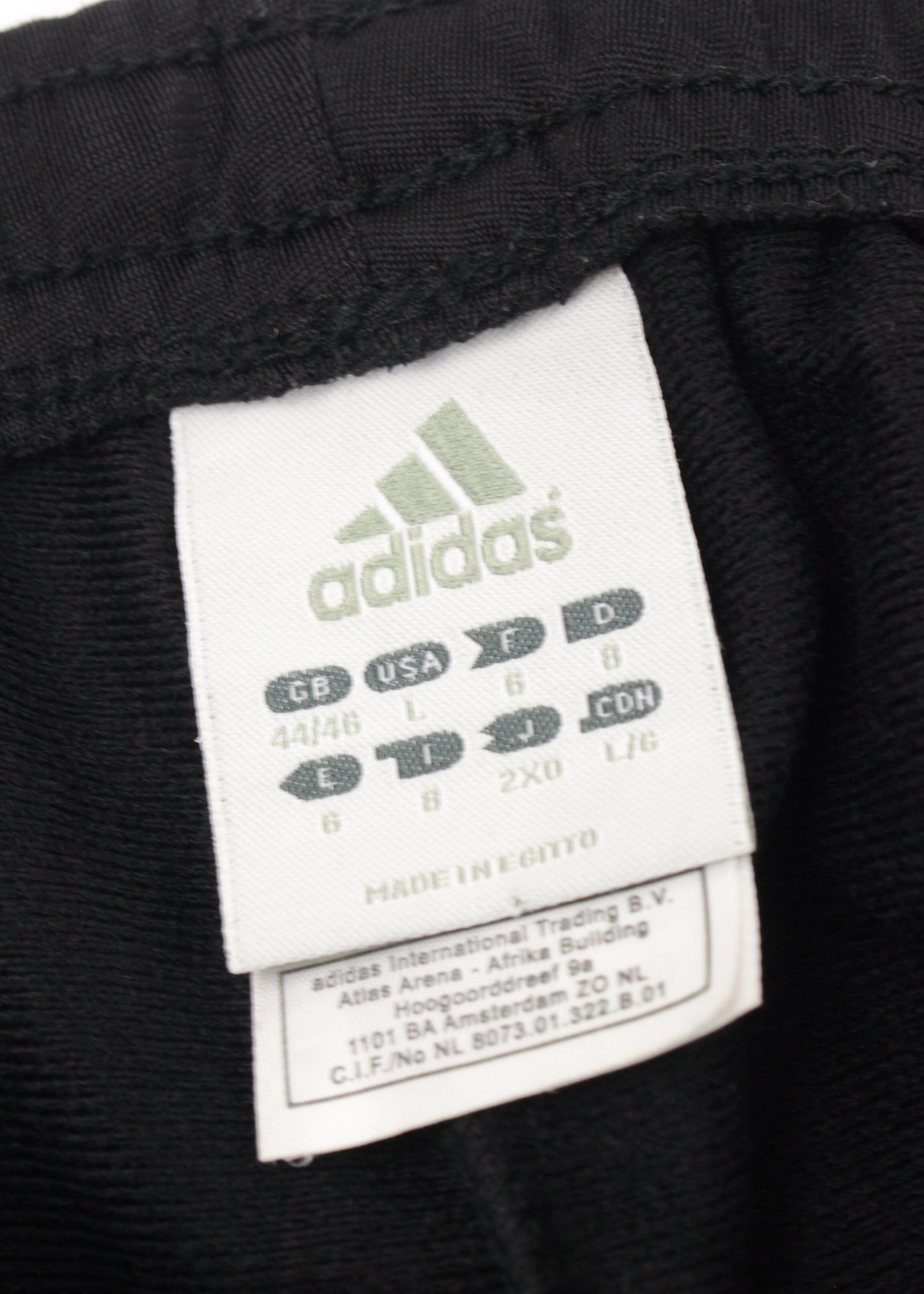 Adidas sport trousers in black (with pockets)