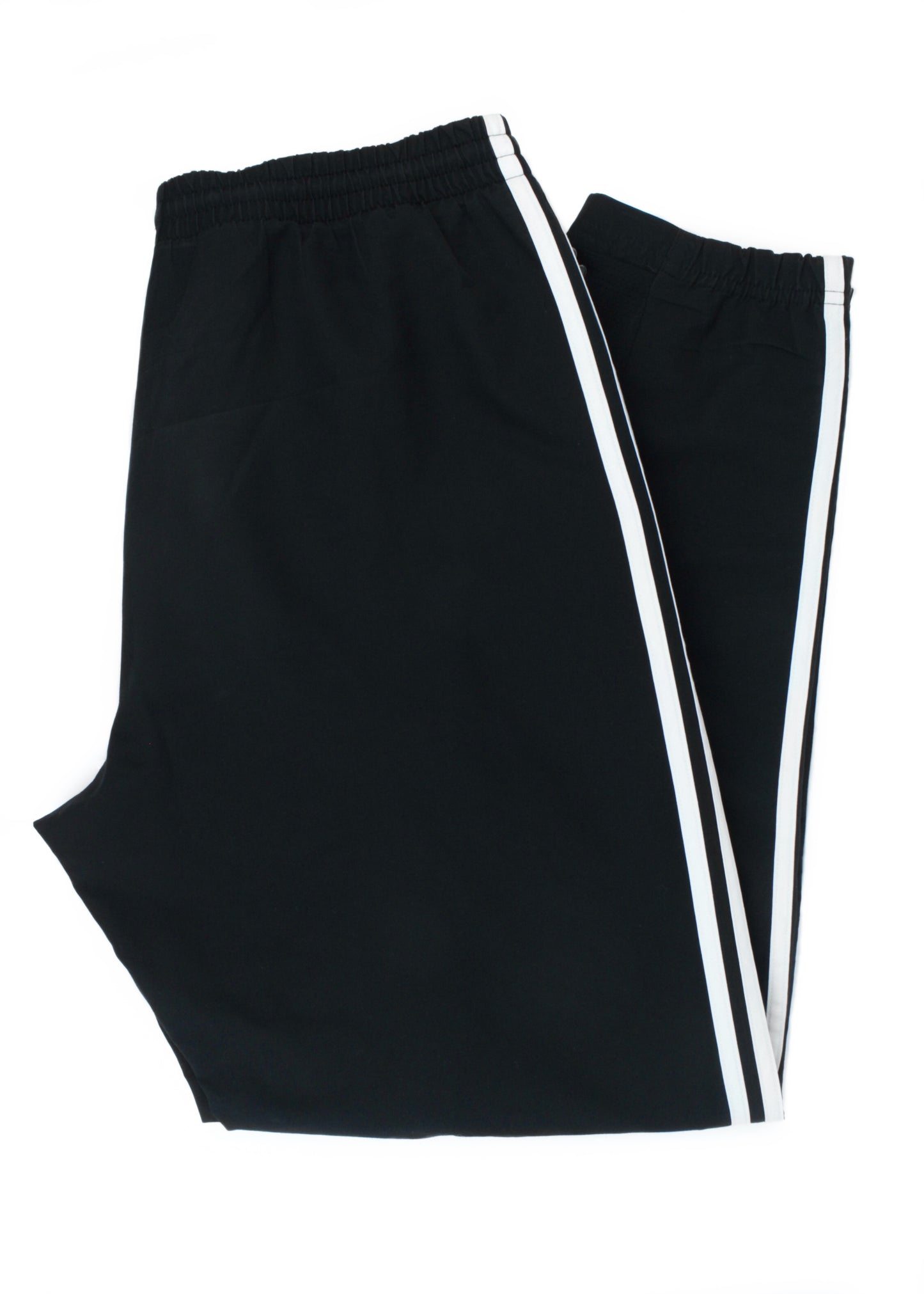 Adidas wind pants in black (with pockets)