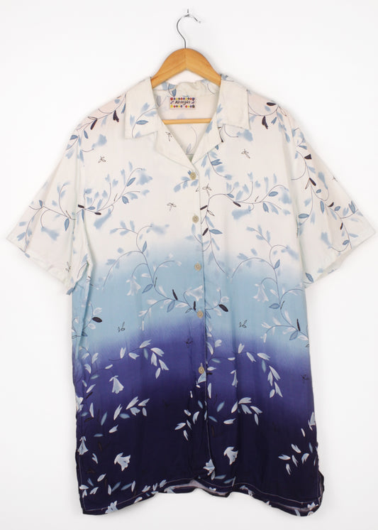 Vintage summer shirt in blue