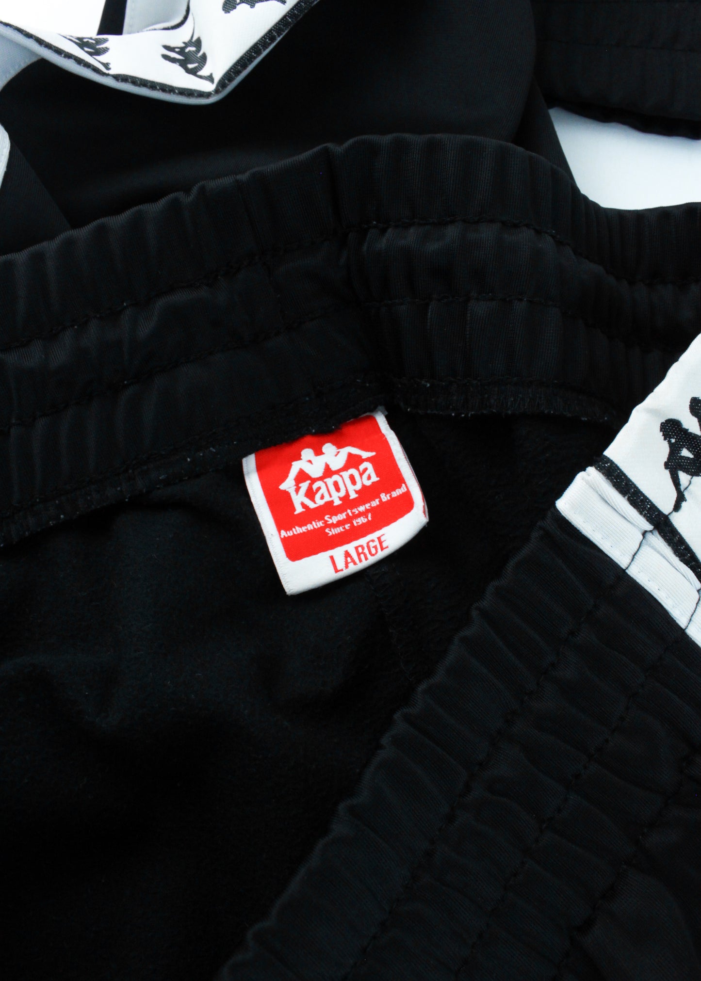 Kappa basketball trousers in black