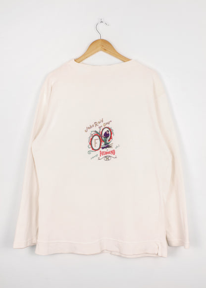 Vintage white sweatshirt with embroidery