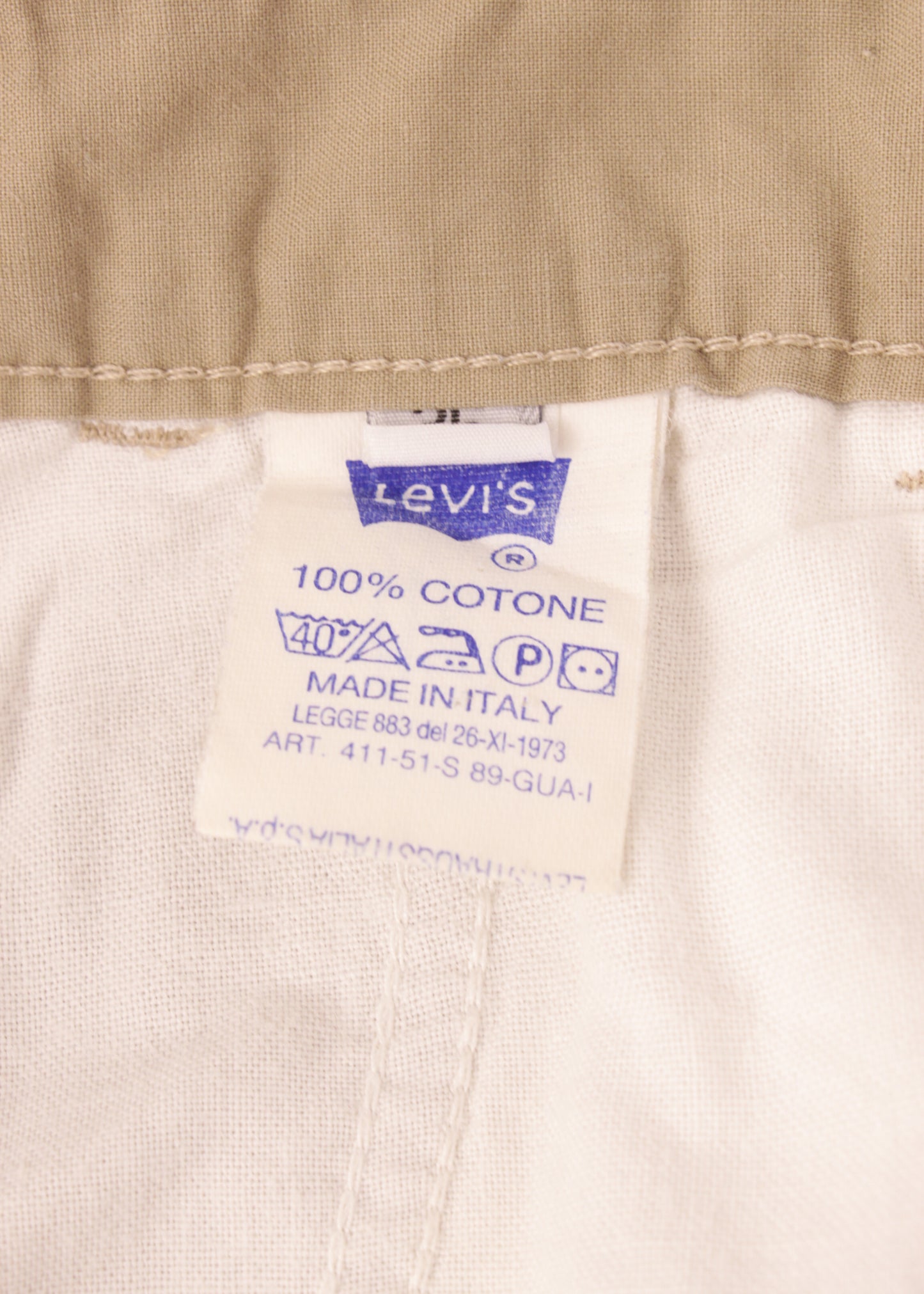 Levi's pants in beige